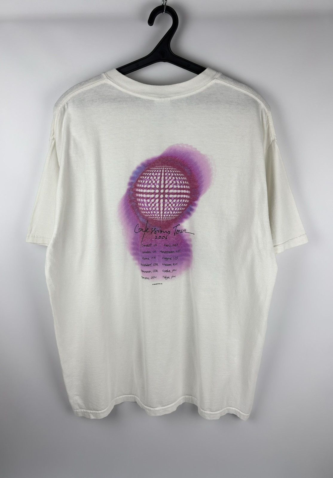 Vintage Vintage Madonna Confessions Tour 2006 T-shirt Concert Tee Size US XL / EU 56 / 4 - 8 Thumbnail