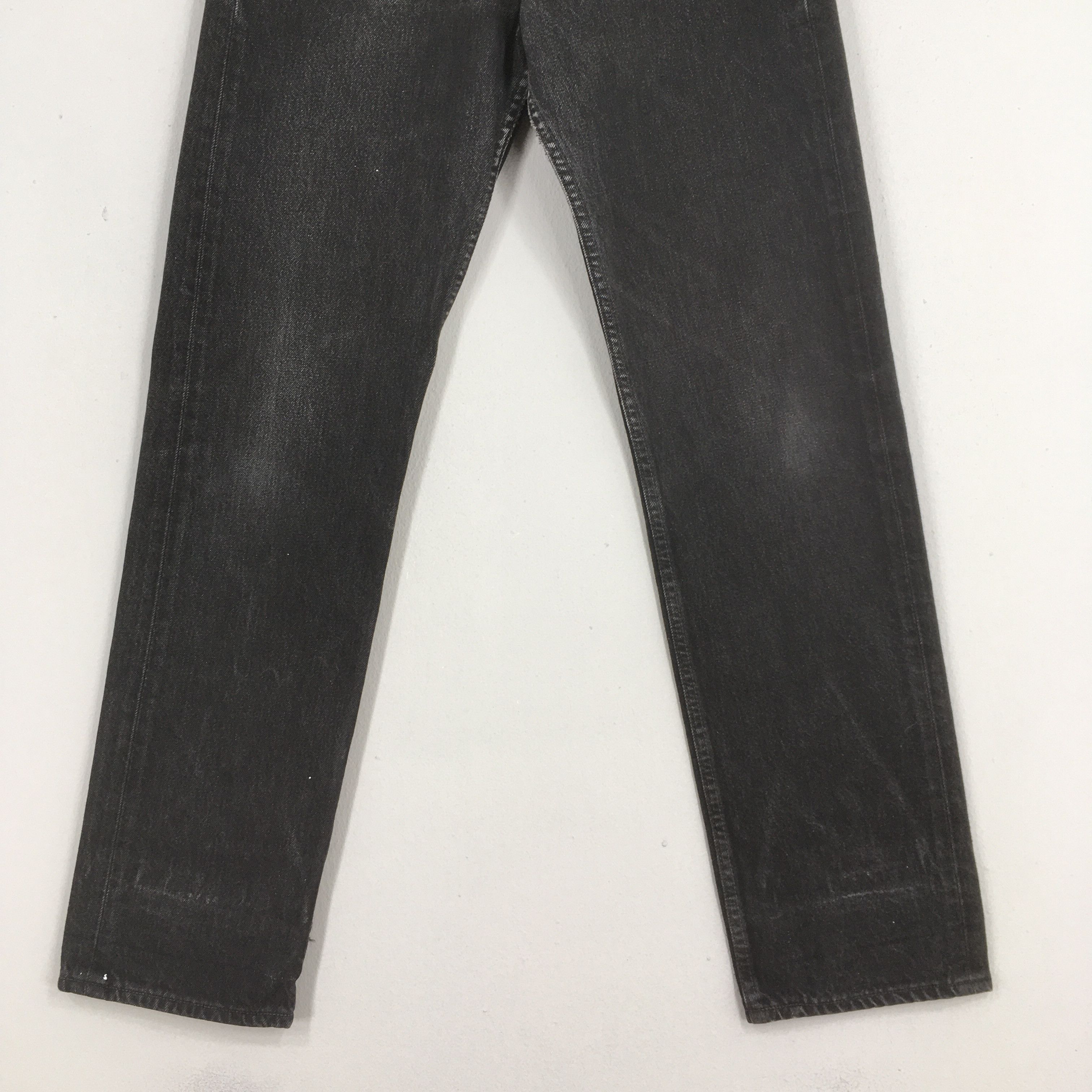 Levi's Size 28x32 Vintage 90s Levi's 501 Distressed Jeans S325 Size US 28 / EU 44 - 3 Thumbnail