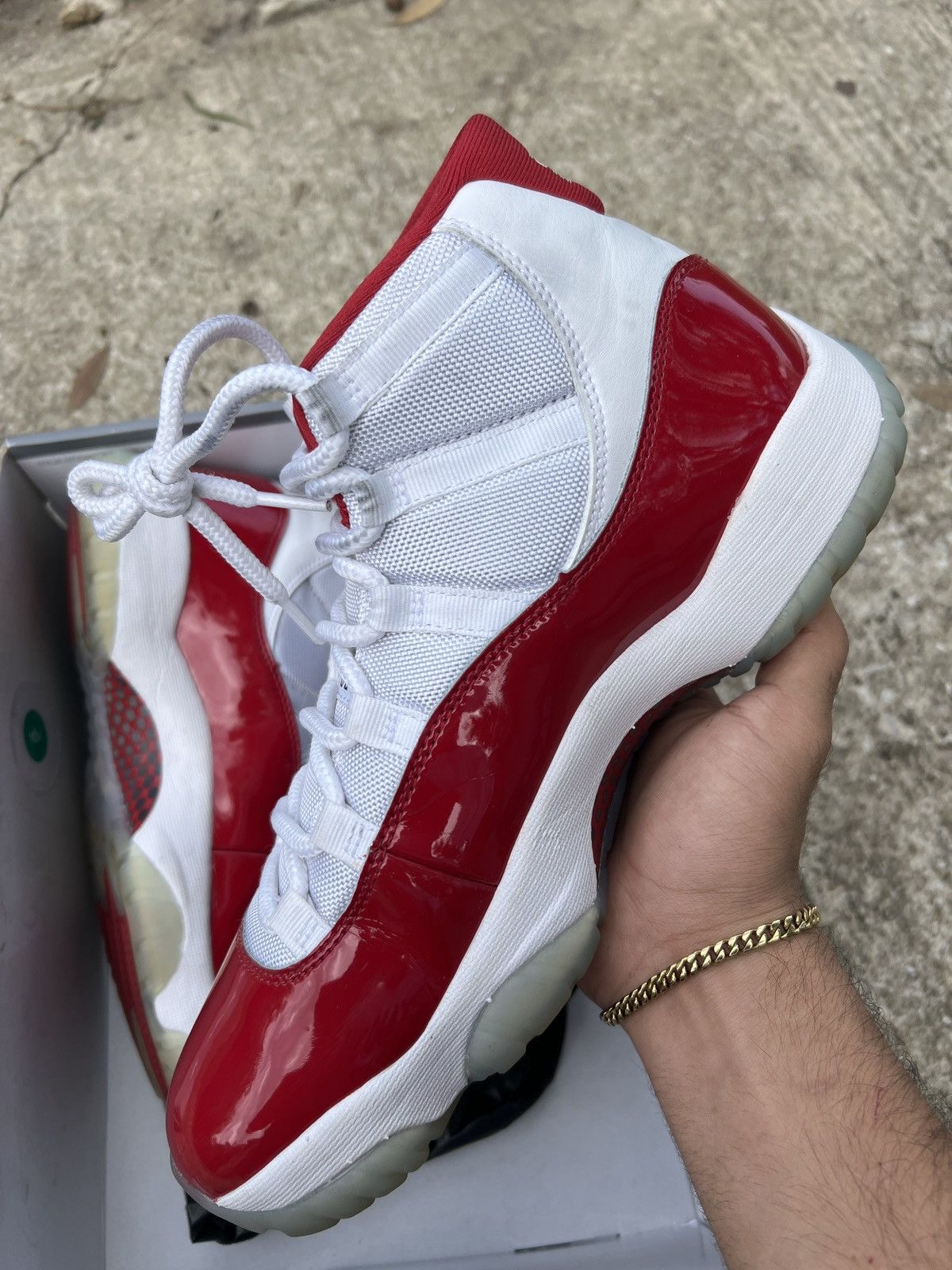 Jordan Brand × Nike Jordan Retro 11 Cherry Size US 10 / EU 43 - 4 Thumbnail