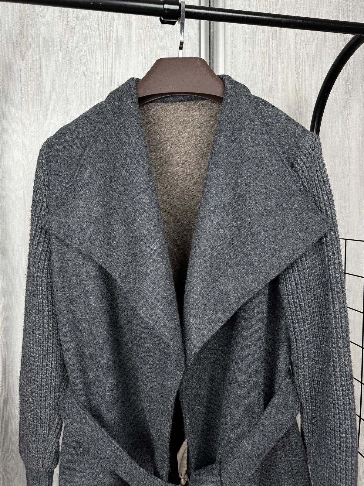 Eleventy Eleventy First class grey wool cardigan over coat size 44 Size M / US 6-8 / IT 42-44 - 3 Thumbnail