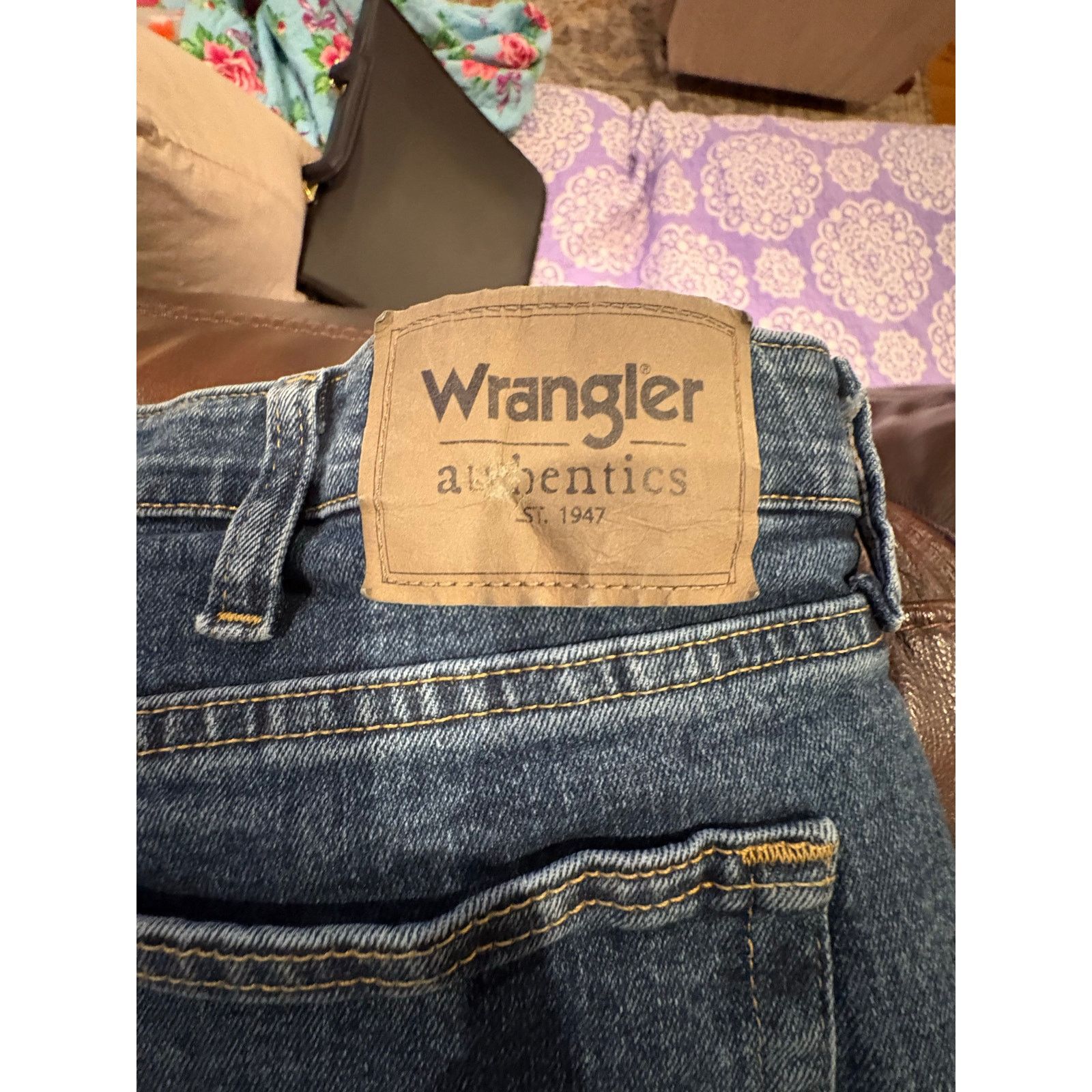 Wrangler Wrangler Authentics Men’s Relaxed Fit Jeans Size 35x34 Size US 35 - 5 Thumbnail