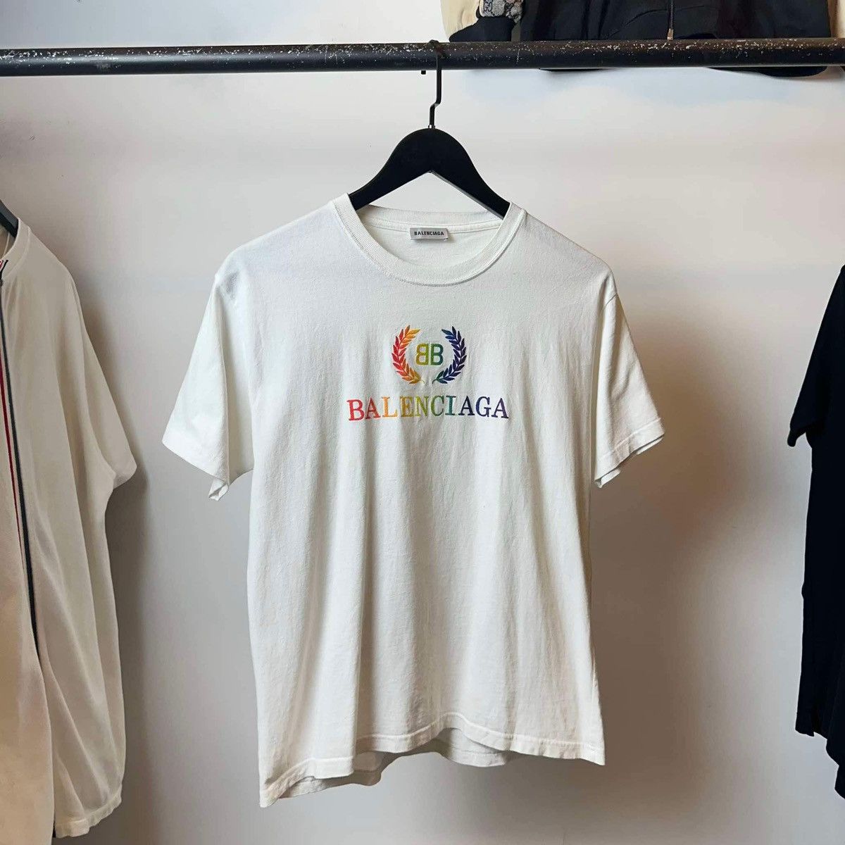 Balenciaga BALENCIAGA MULTI COLLOR WHITE T SHIRT Size US XL / EU 56 / 4 - 2 Thumbnail