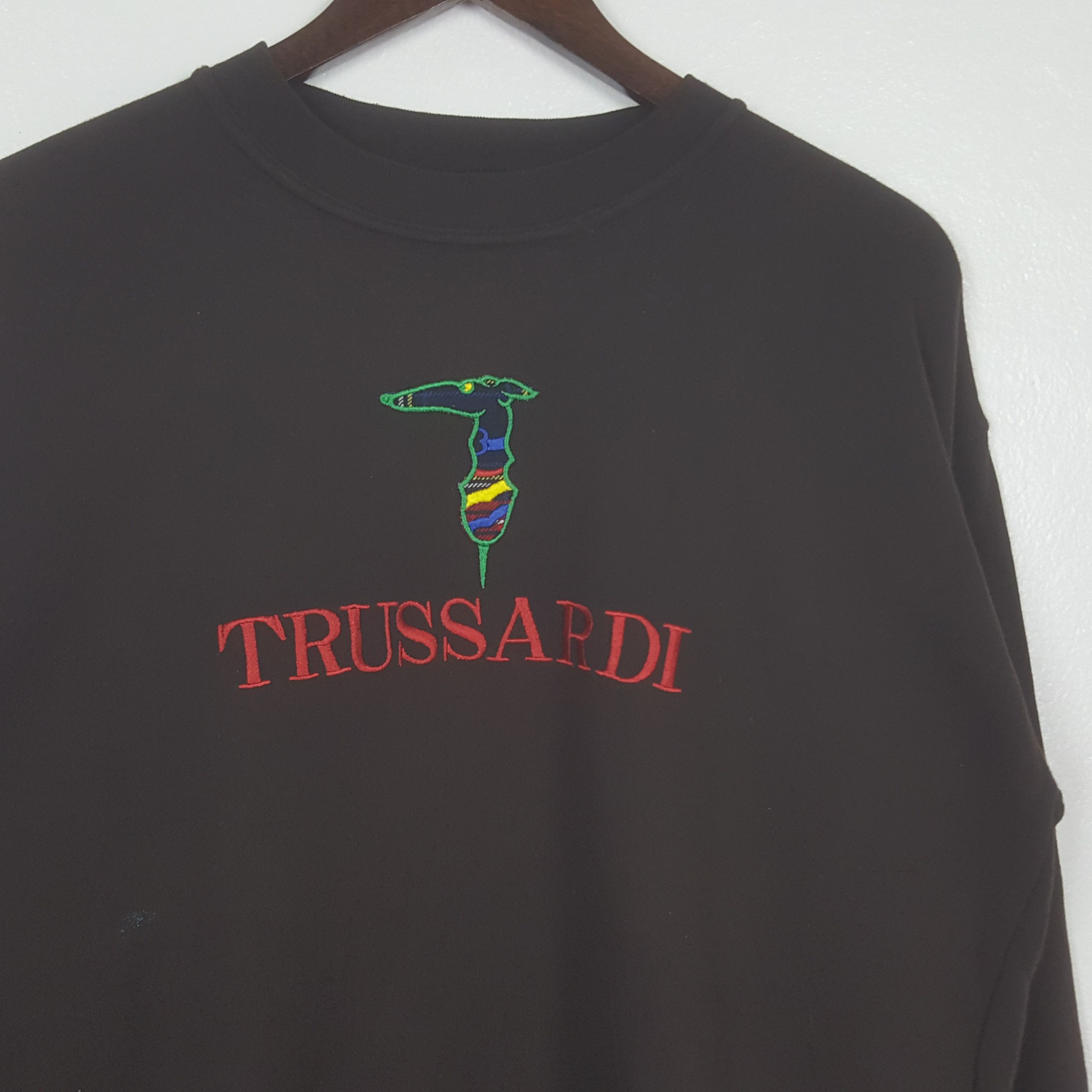 Trussardi Vintage Trussardi Embroidery Logo Sweatshirt Size US L / EU 52-54 / 3 - 2 Thumbnail