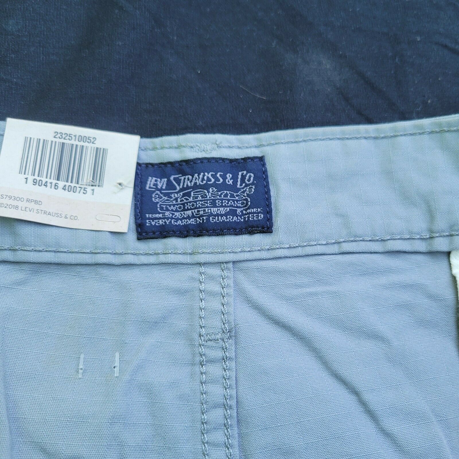 Levi's Men's Levi's Carrier Cargo Shorts. Size 42. Gray. Size US 42 / EU 58 - 3 Thumbnail