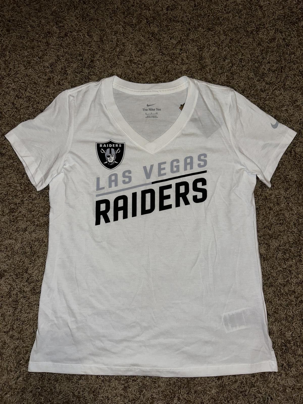Nike Nike Slant Team (NFL Las Vegas Raiders) Women's Mid V-Neck T-Shirt Size S / US 4 / IT 40 - 1 Thumbnail