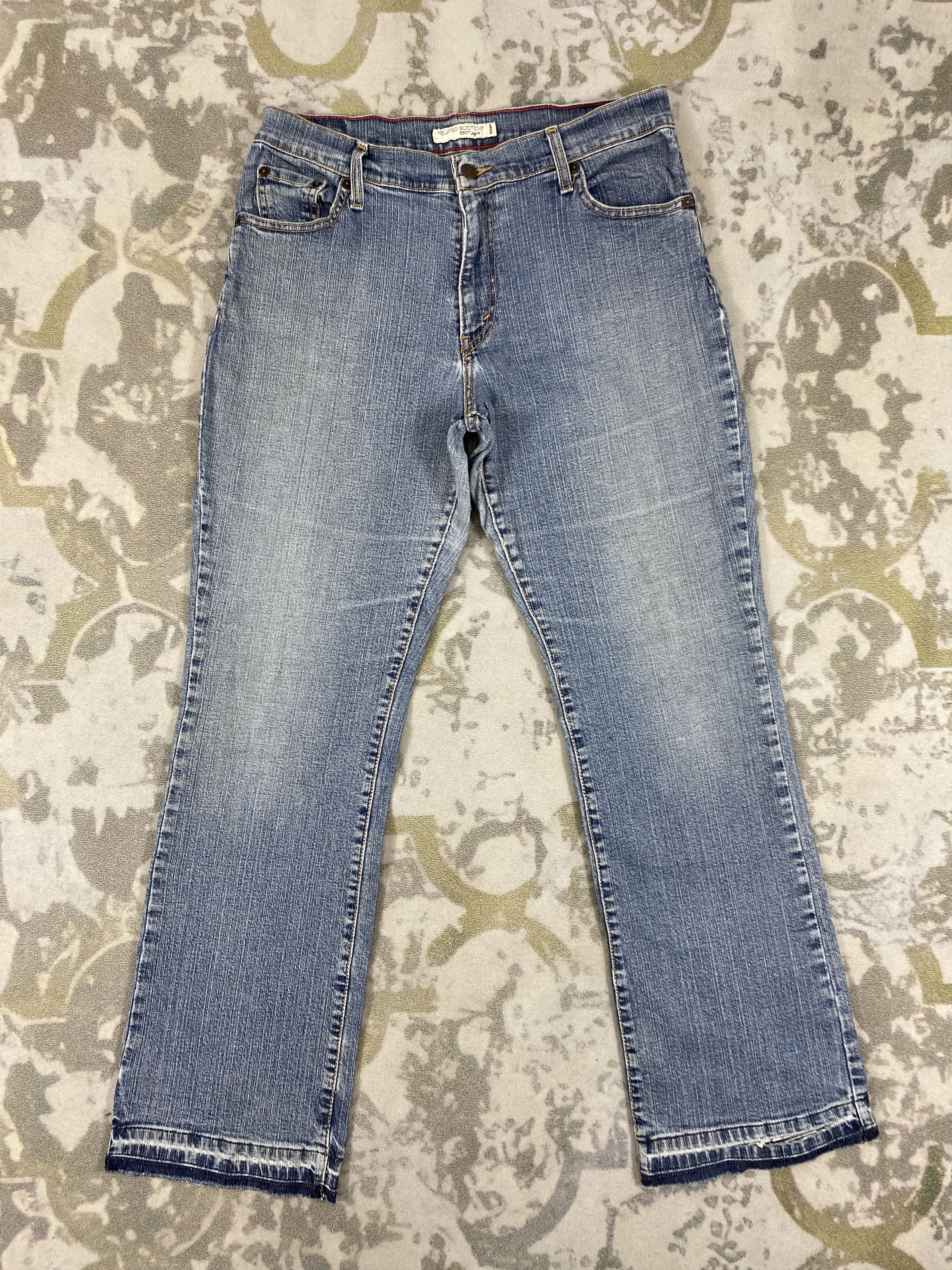 image of Distressed Denim x Levis Distressed Blue Vintage Levi's 550 Boot Cut 32X30.5 - Jn3515 in Blue Distr