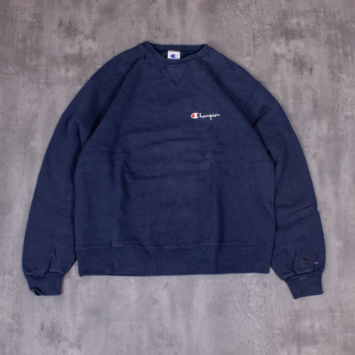Champion × Vintage Vintage 1990s Champion Script Logo Navy Crewneck Sweater Size US M / EU 48-50 / 2 - 3 Thumbnail