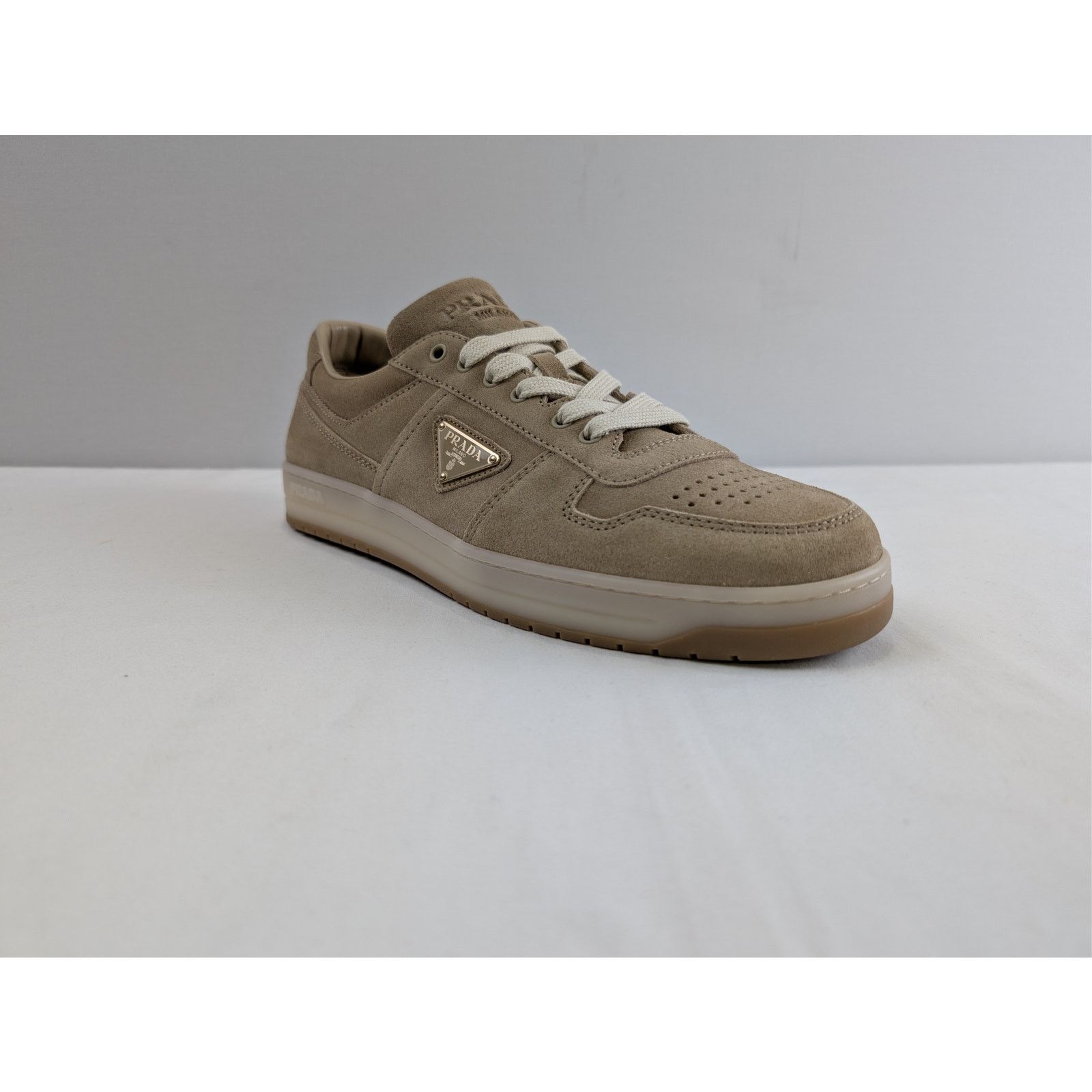 Prada o1rshd1 Downtown Delavé Suede Trainers Sneakers in ecru Size US 10 / EU 43 - 2 Thumbnail