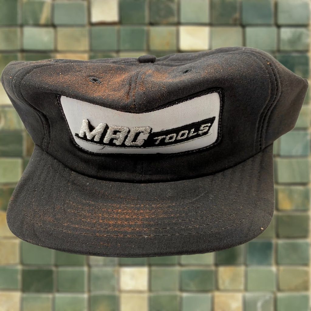 Vintage VINTAGE Mac Tools Patch Black Snapback Trucker Hat Cap Cap Hats Men Womens Boys Girls Adjustable One Size Black Trucker Style Cap Size ONE SIZE - 1 Thumbnail