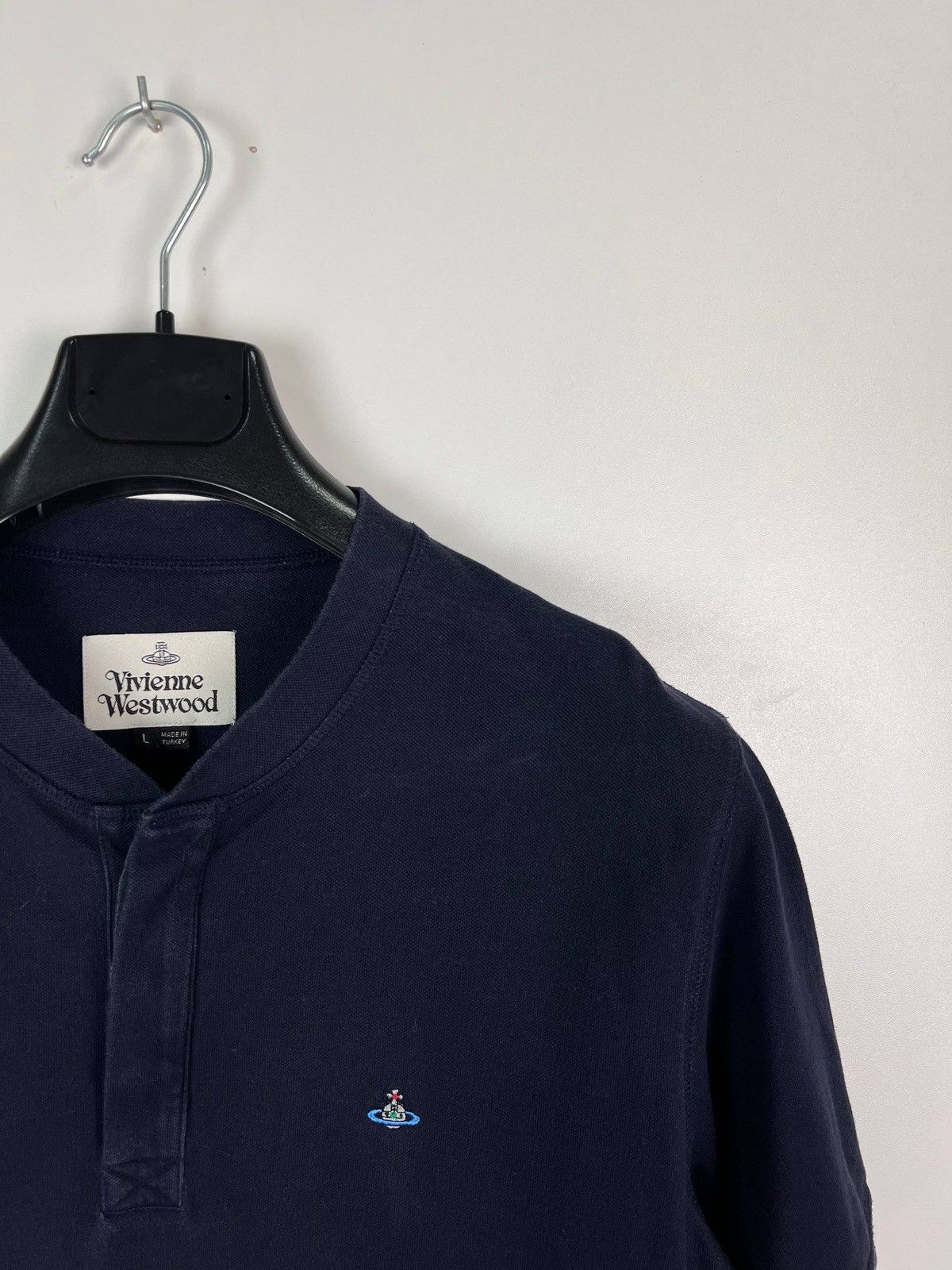 Vivienne Westwood Vivienne Westwood luxury t-shirts size L Size US L / EU 52-54 / 3 - 6 Thumbnail