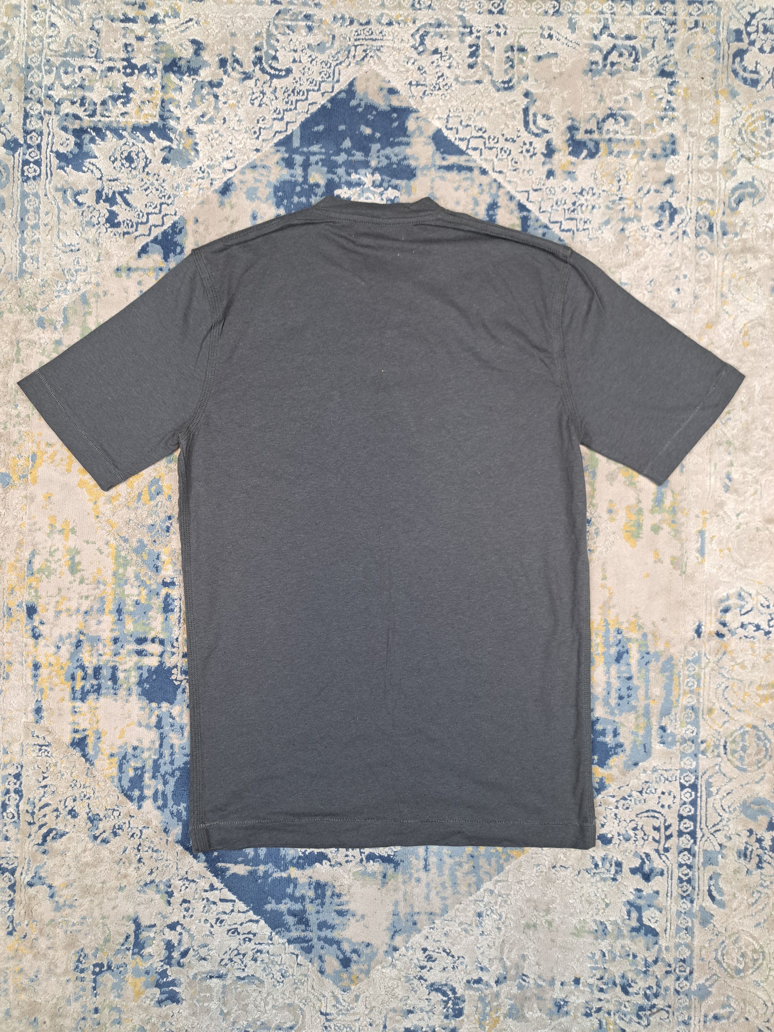 Nicole Farhi Nicole Farhi Anthracite Archive Pocket Tee Overlock Stitchin Size US M / EU 48-50 / 2 - 4 Thumbnail