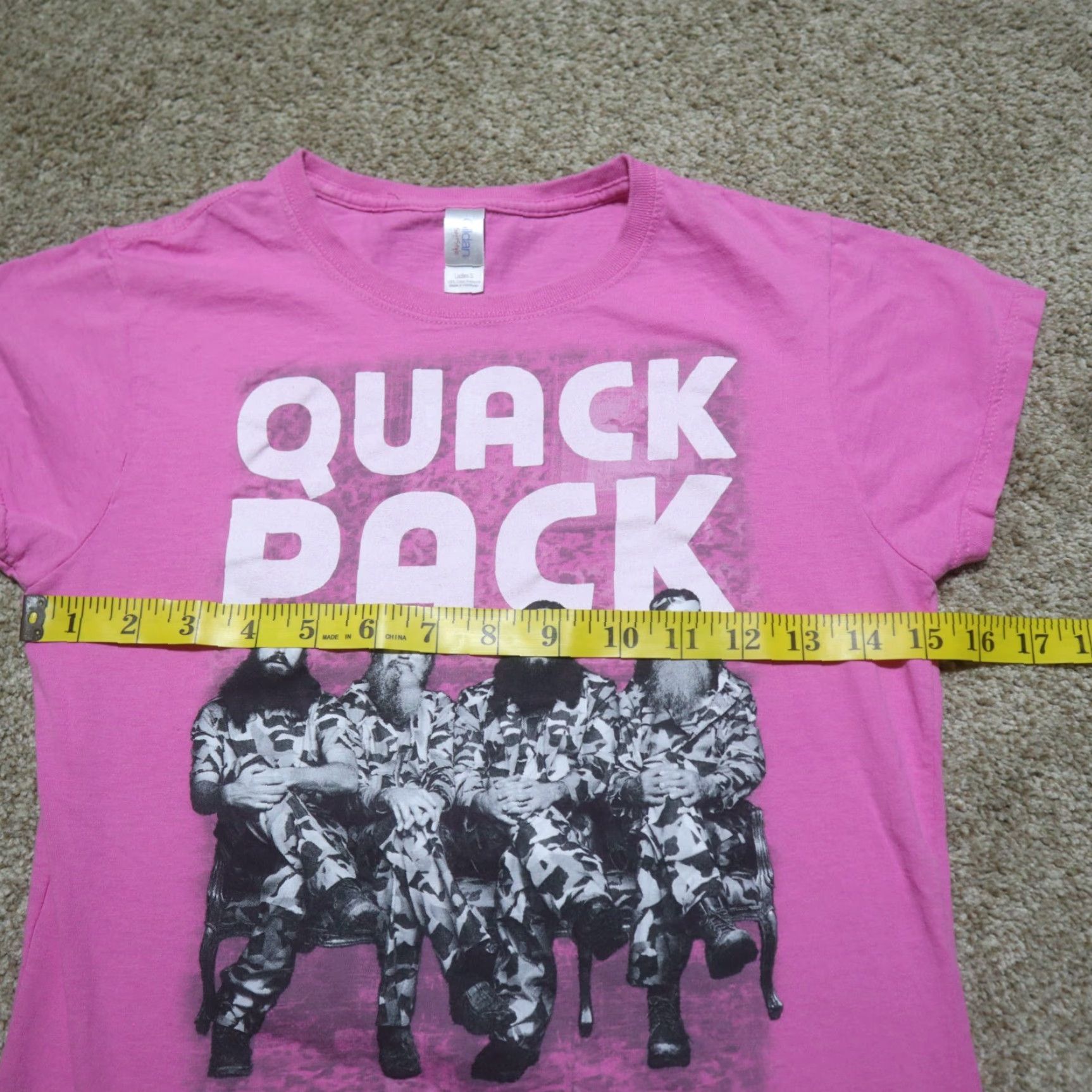 Vintage Duck Dynasty Shirt Women S Pink Quack Pack Si Jase Willie Phil Robertson Small Ladies Short Sleeve Round Neck 100% Cotton Basic Theme Metal Size S / US 4 / IT 40 - 4 Thumbnail