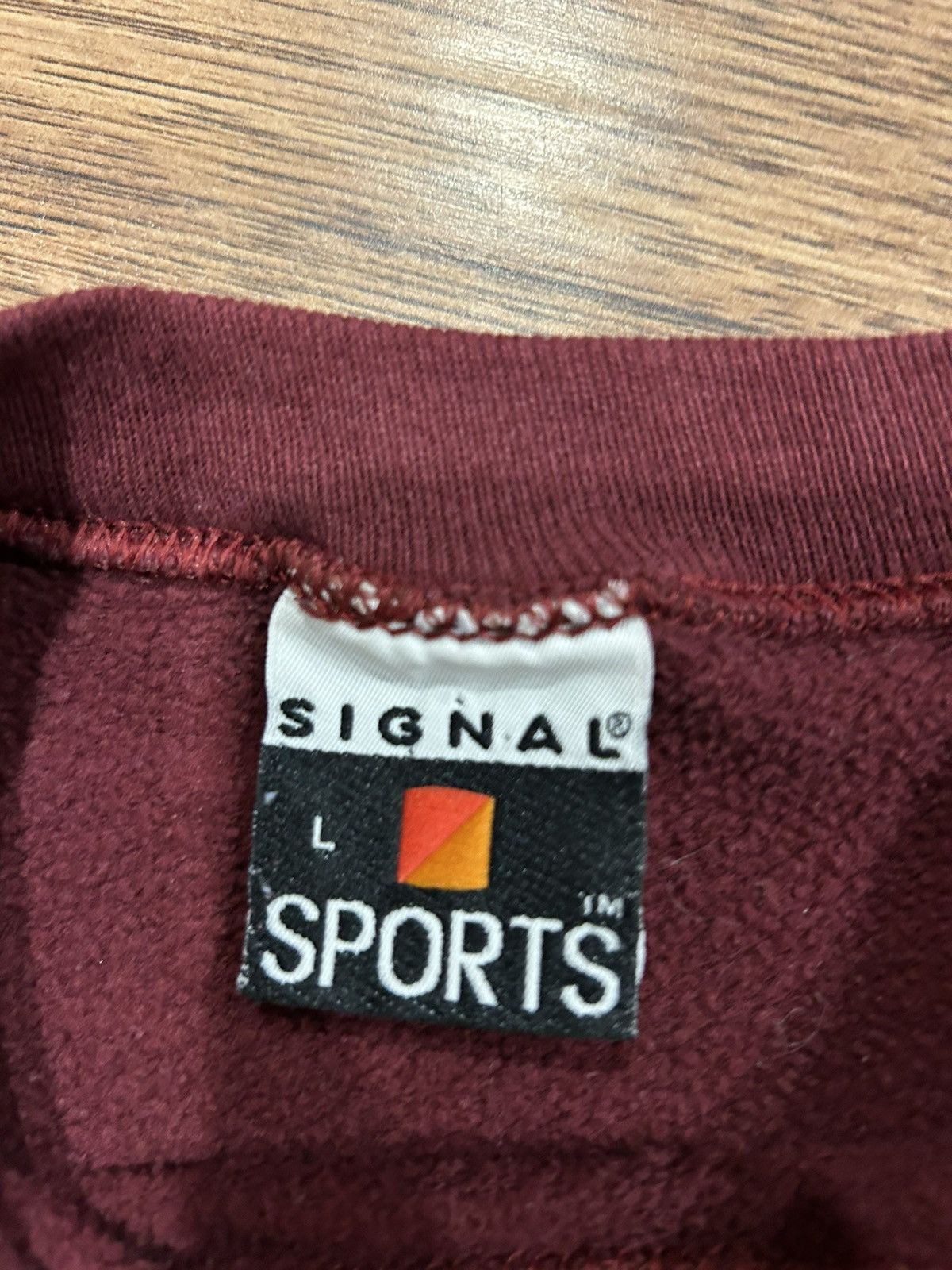 NCAA × Signal Sport × Vintage Vintage University Of Minnesota Duluth Bulldogs Crewneck Size US M / EU 48-50 / 2 - 3 Thumbnail