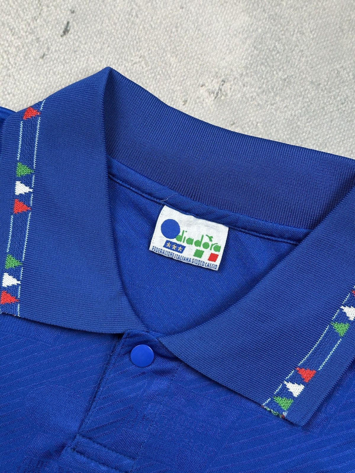 Diadora Vintage Roberto Baggio Italy 1994 World Cup Soccer Jersey Size US S / EU 44-46 / 1 - 11 Thumbnail