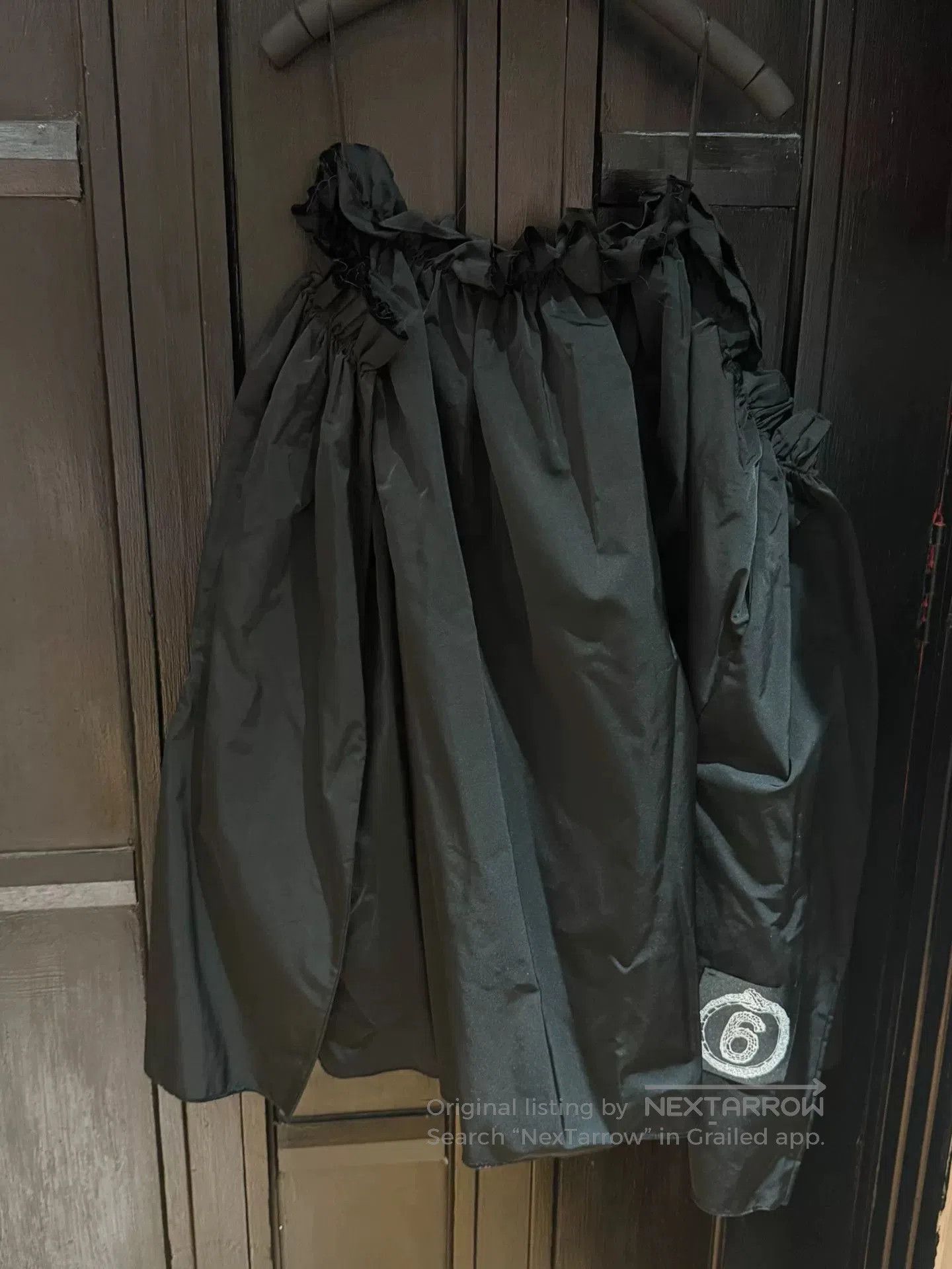MM6 oversized pleated top by MM6 Maison Margiela. Size L / US 10 / IT 46 - 1 Thumbnail