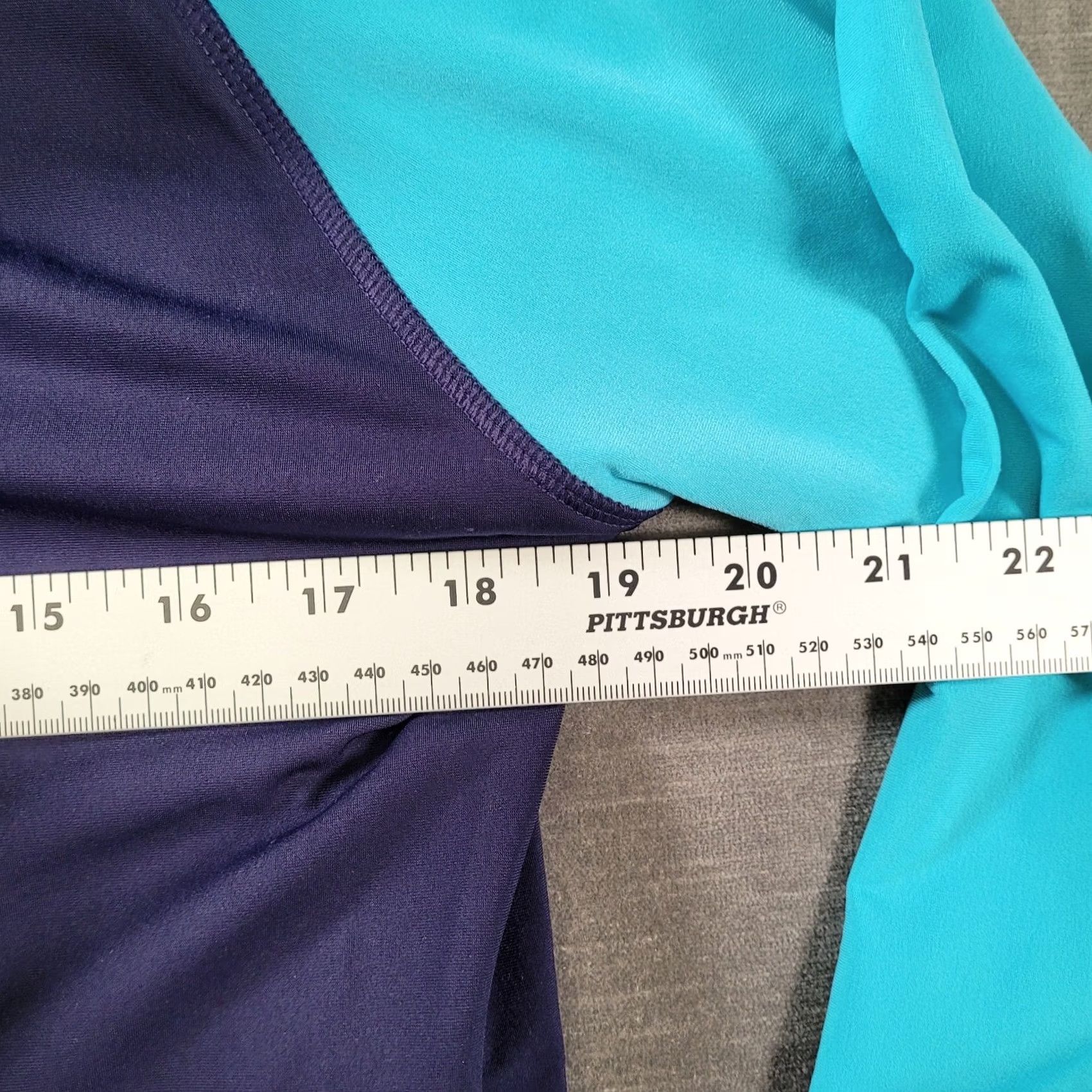 Champion Champion Women's Large Blue Long Sleeve T-Shirt Activewear Duo Dri Advanced Fitted Compression NWT Size L / US 10 / IT 46 - 5 Thumbnail