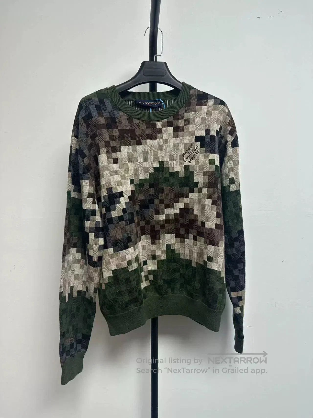 Louis Vuitton Louis Vuitton Camo Letter Jacquard Crewneck. Size US S / EU 44-46 / 1 - 1 Thumbnail