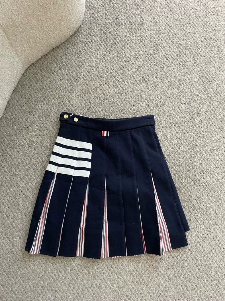 Thom Browne Thom Browne A Tibetan blue pleated skirt Size 24" / US 00 / IT 34 - 2 Thumbnail