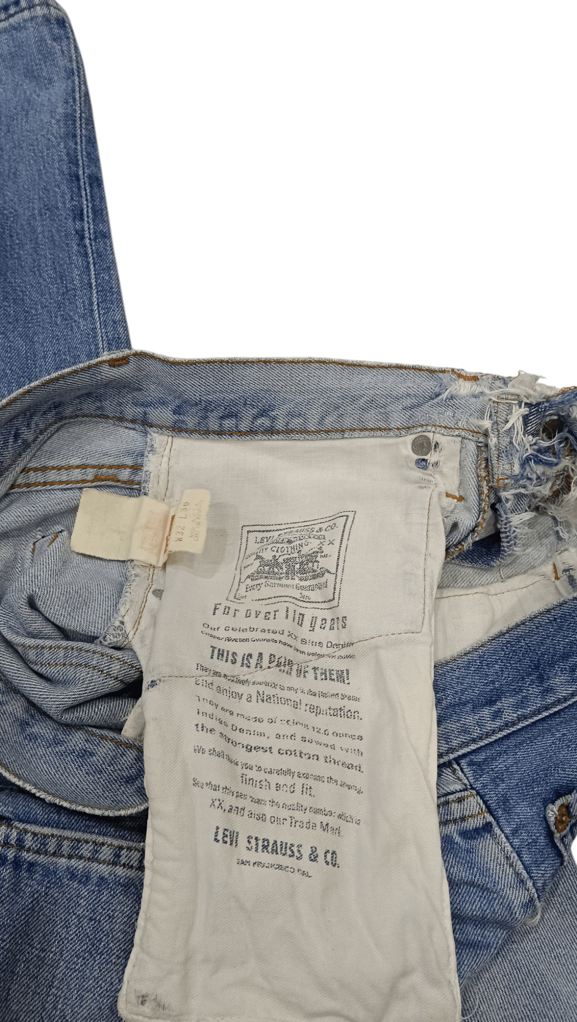 Levi's 90s Levis Selvedge Denim USA 555 Big E Distressed (S302) Size US 30 / EU 46 - 8 Thumbnail