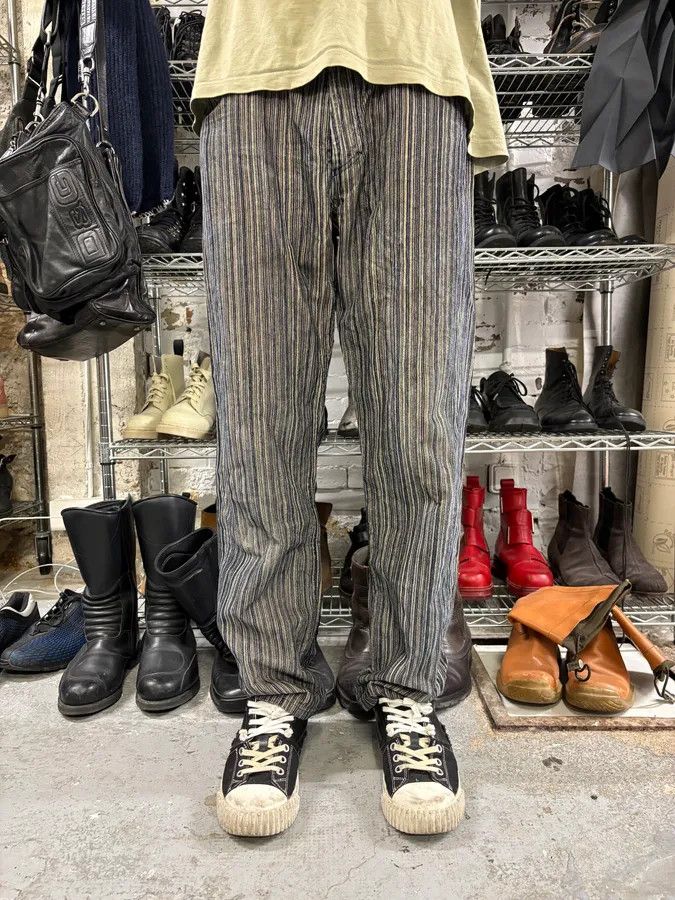 Vintage 2000s Versace Stripes Grey Pants Size US 30 / EU 46 - 3 Thumbnail