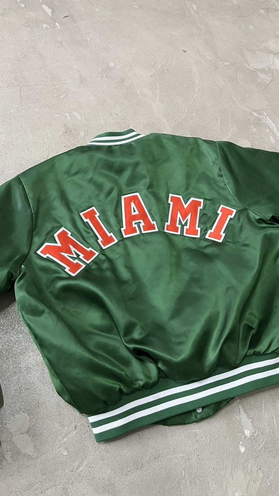 Chalk Line × Vintage Miami Hurricanes 80's Chalk Line Bomber Jacket Size US L / EU 52-54 / 3 - 4 Thumbnail