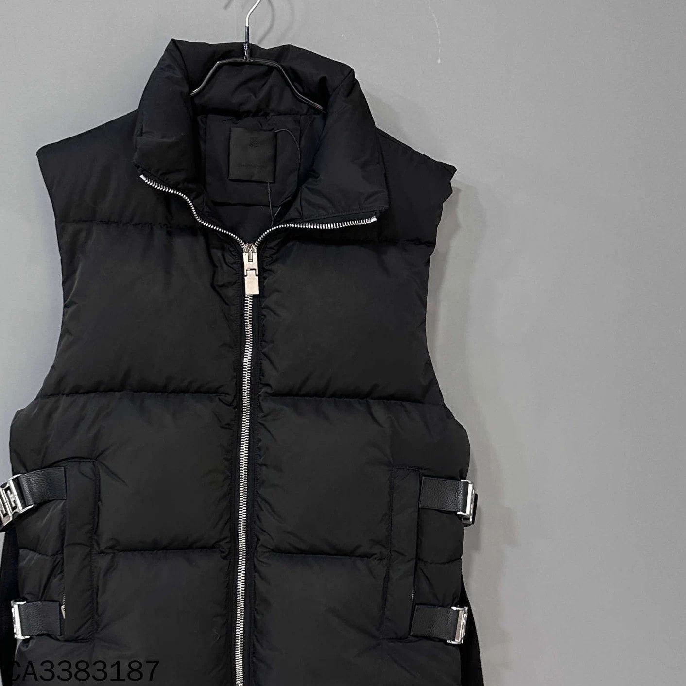 Givenchy GIVENCHY solid color metal detail down vest 98 New 46 faded Size US S / EU 44-46 / 1 - 2 Thumbnail
