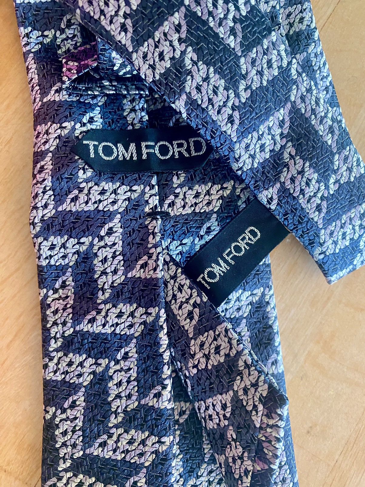 Tom Ford Tom Ford silver necktie nwot Size ONE SIZE - 7 Thumbnail