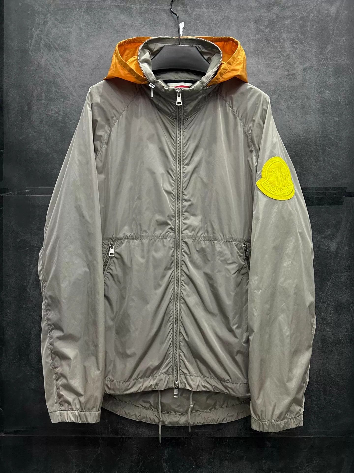 Moncler Moncler Lightweight Nylon Shell Jacket Silver Gray XL Size US XL / EU 56 / 4 - 1 Thumbnail