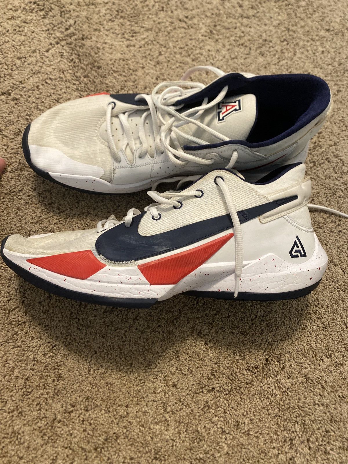 Nike Giannis 3 Arizona player exclusive Size US 13 / EU 46 - 2 Thumbnail