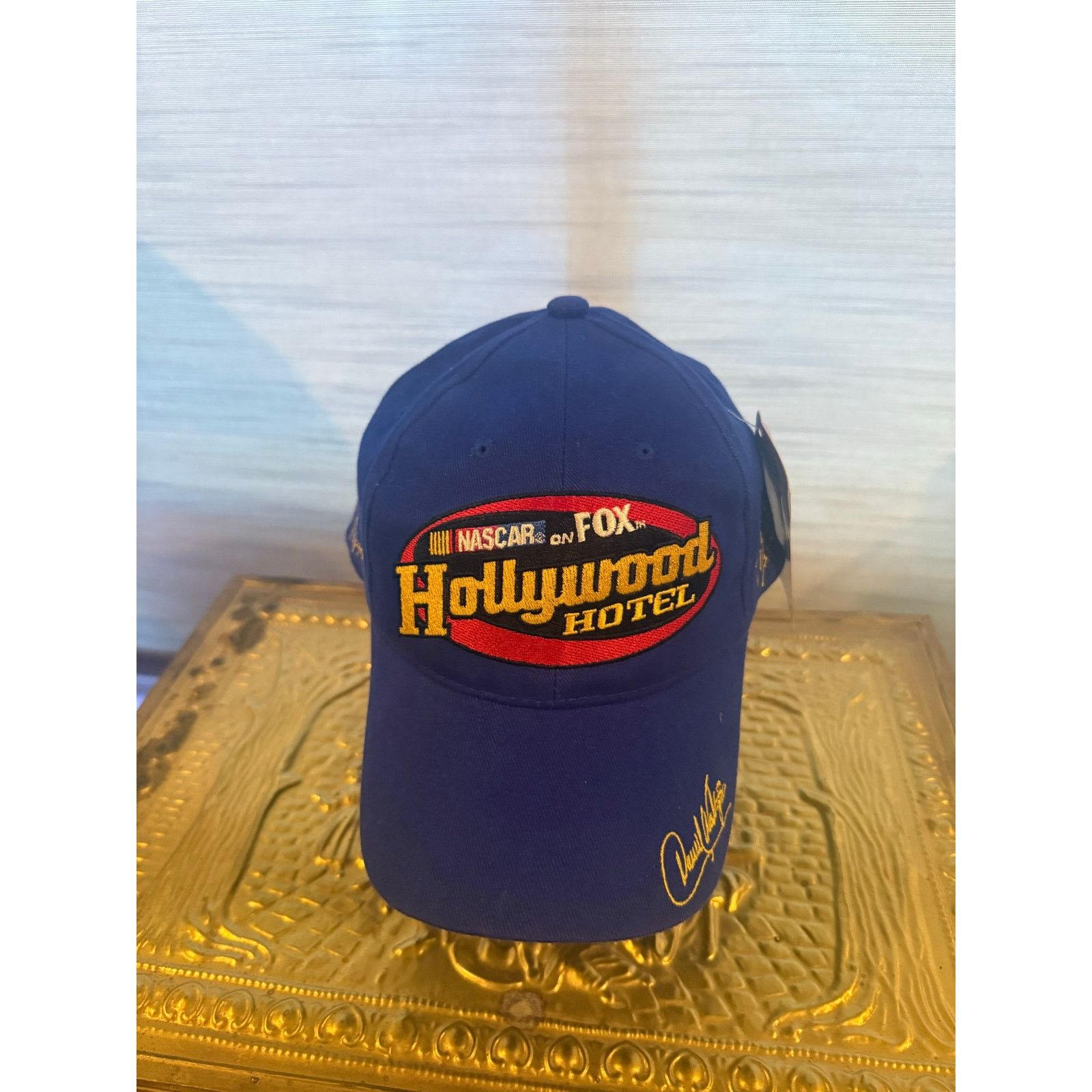 Chase Authentics NASCAR on Fox Hollywood Hotel New With Tags Size ONE SIZE - 1 Thumbnail
