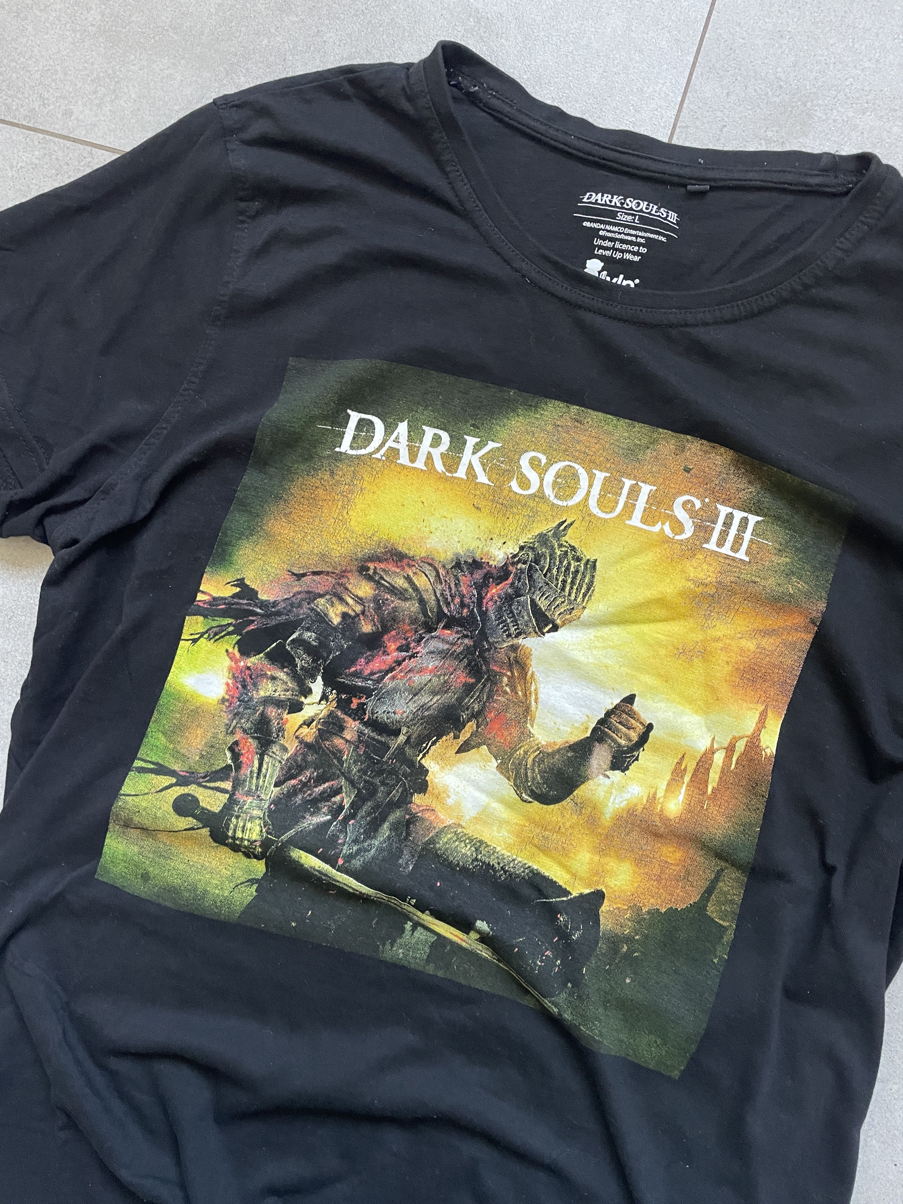 Vintage Y2K DARK SOULS 3 III BANDAI NAMCO GAME BLACK TEE Size US L / EU 52-54 / 3 - 2 Thumbnail