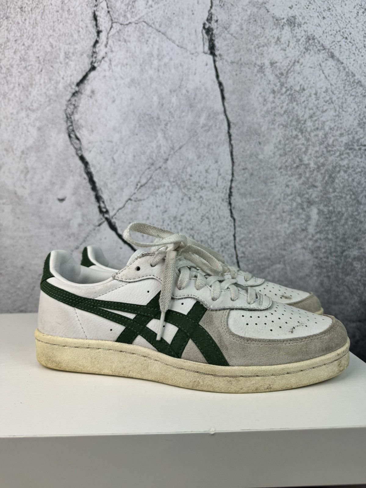 Japanese Brand Onitsuka Tiger OG Sneakers Y2K Vintage Size US 7.5 / IT 37.5 - 2 Thumbnail
