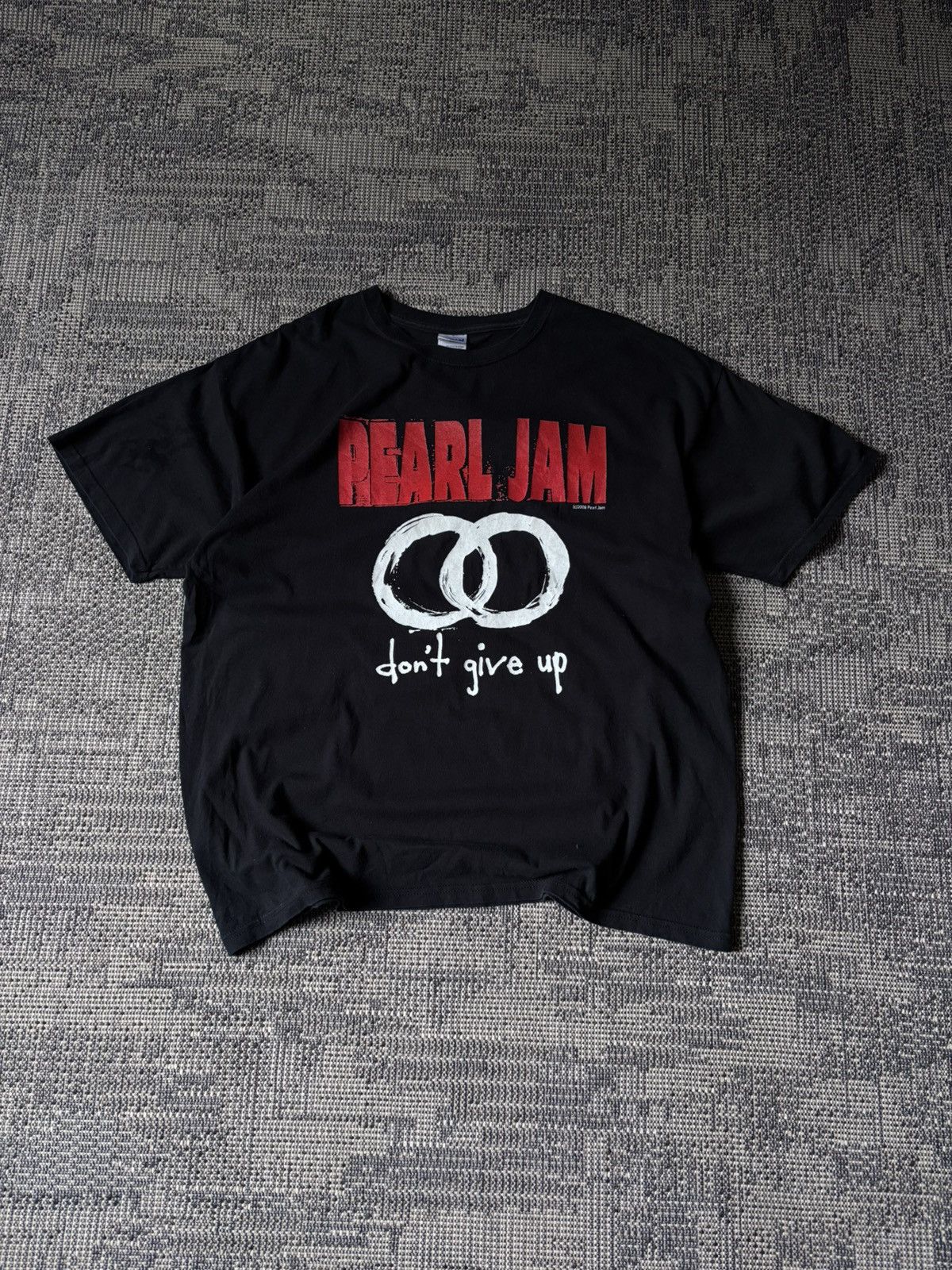 Band Tees VTG 2008 Pearl Jam "Don't Give Up" Band Tee / Grunge Size US XL / EU 56 / 4 - 1 Thumbnail