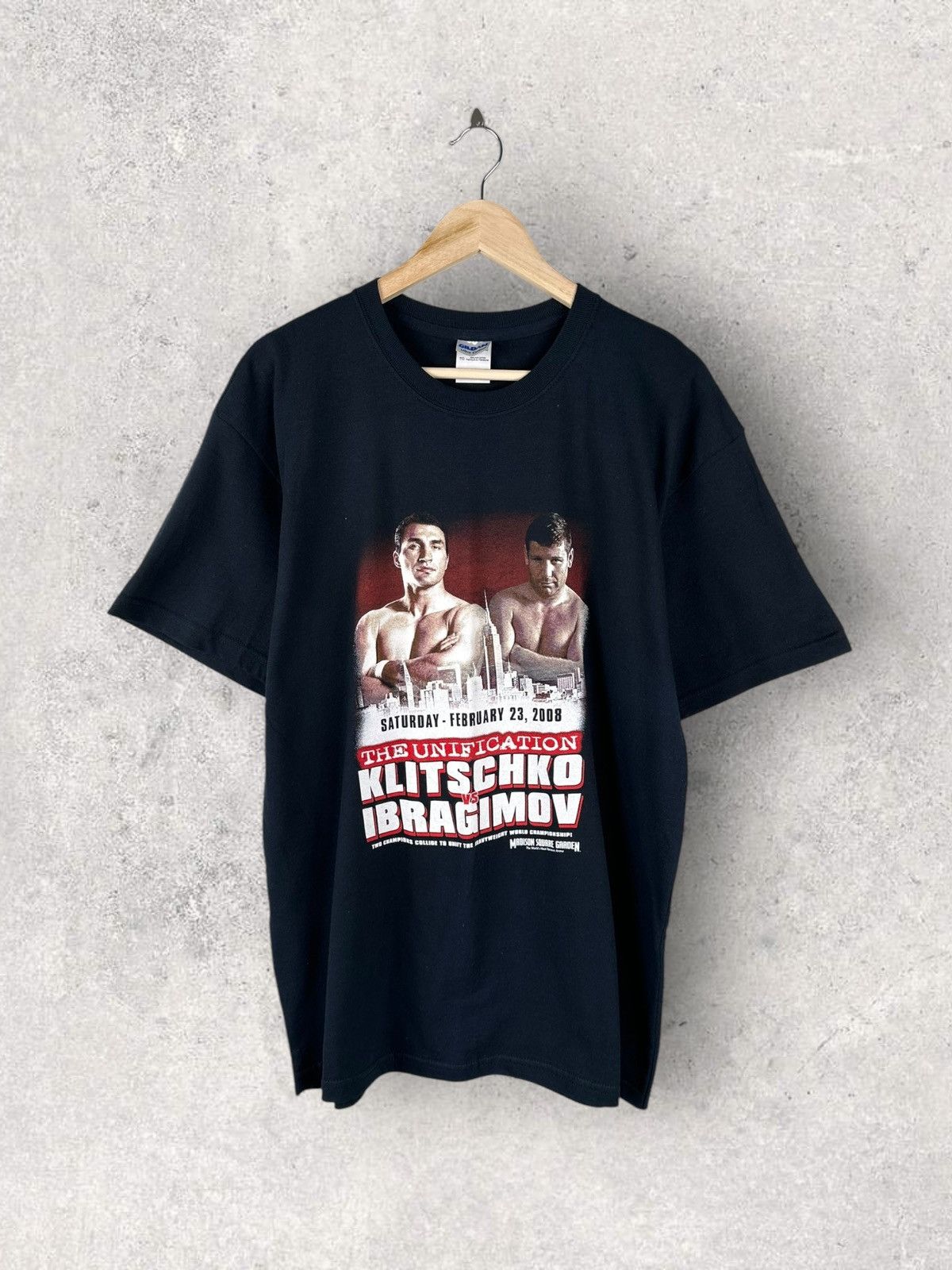 Band Tees Vintage 2008 Klitchko vs Ibragimov Boxig Tee Size US XL / EU 56 / 4 - 1 Thumbnail