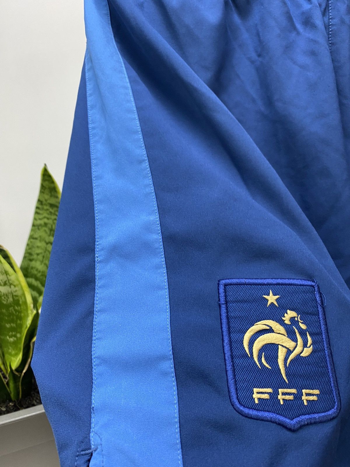 Adidas × Vintage France 2011 2012 Nike National Team Football Soccer Shorts Size US 36 / EU 52 - 9 Thumbnail
