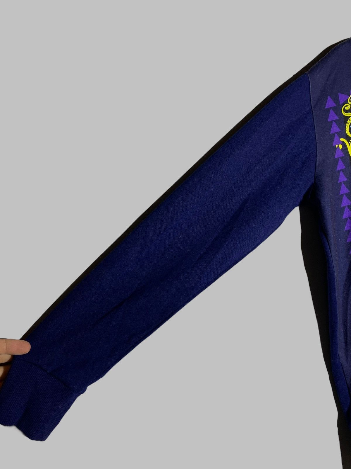 Versace 🔥 VERSACE TIGER PRINT RARE LUXE SWEATER BAROQUE ART Size US S / EU 44-46 / 1 - 6 Thumbnail