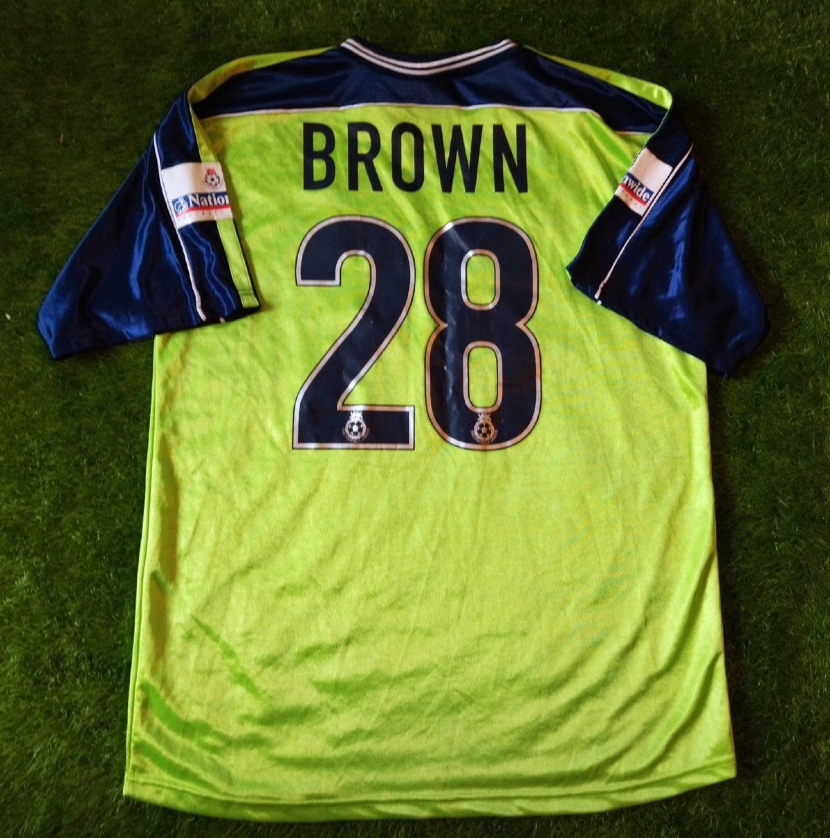 Other Barnsley 2000/2001 match worn shirt #28 Brown Admiral Size US L / EU 52-54 / 3 - 2 Thumbnail