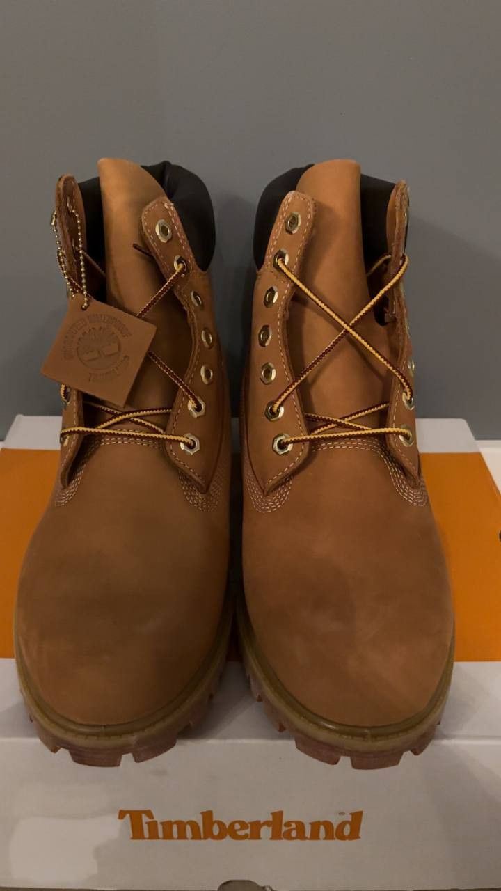 Timberland Timberland 6 Inch Boots - Classic Wheat - Size US 11 / EU 44 Size US 11 / EU 44 - 1 Thumbnail