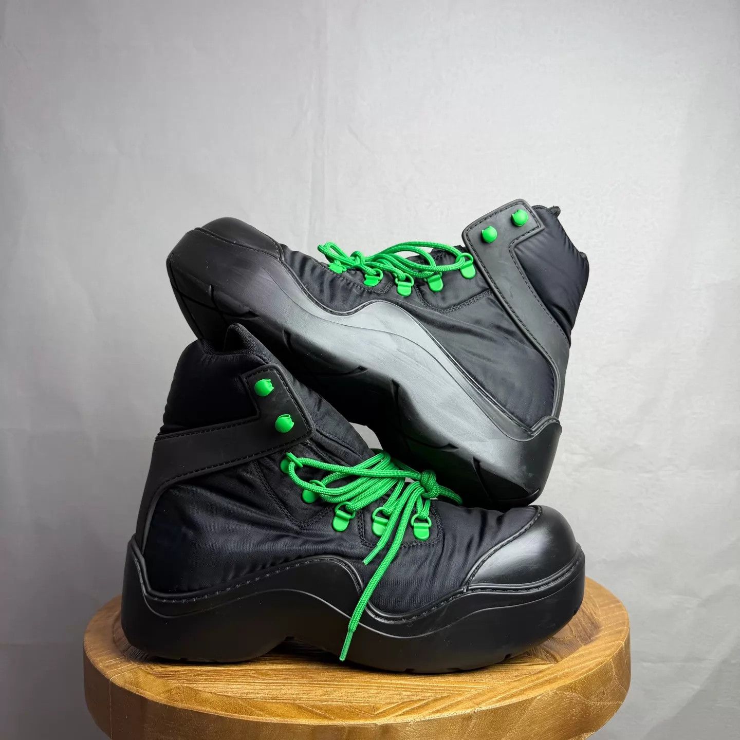 Bottega Veneta BV Black & Green Hiking Boots 42 98 New Worn Few Times Size US 9 / EU 42 - 4 Thumbnail