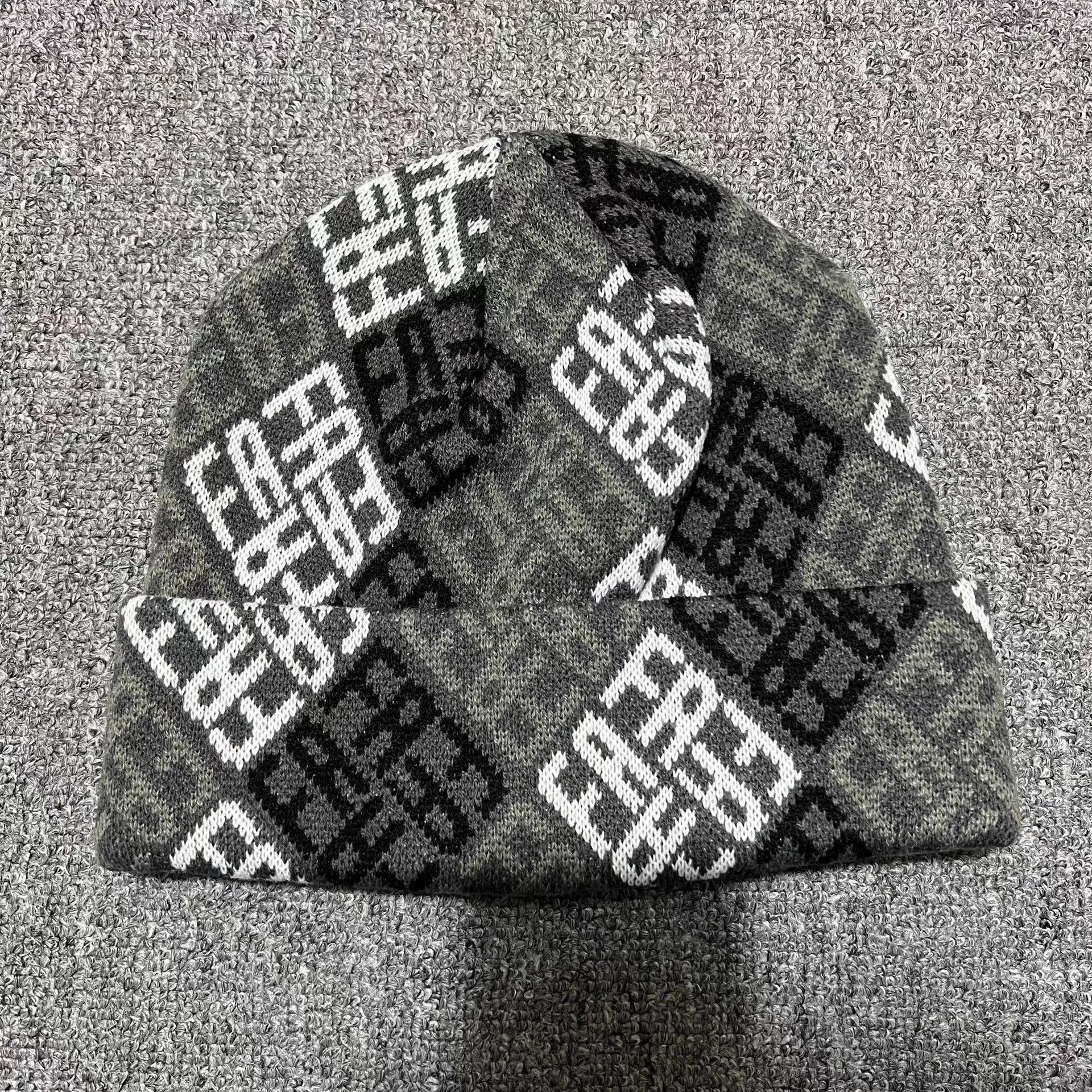 Fucking Awesome Fucking Awesome Old Money Style Knitted Beanie。 Q7 Size ONE SIZE - 3 Thumbnail