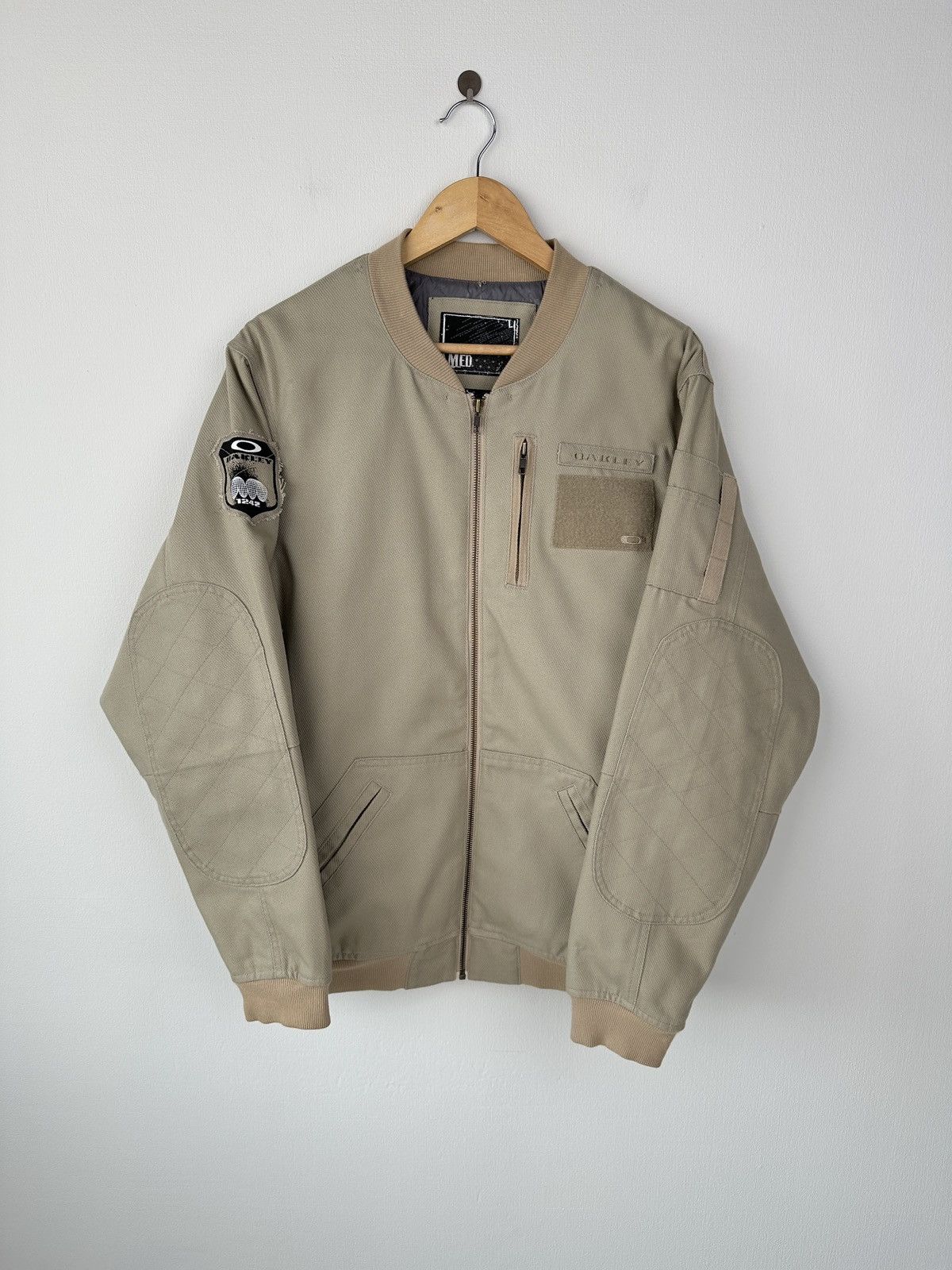 Oakley Vintage Y2K OAKLEY Military Bomber Jacket Beige Men’s size M Size US M / EU 48-50 / 2 - 4 Thumbnail