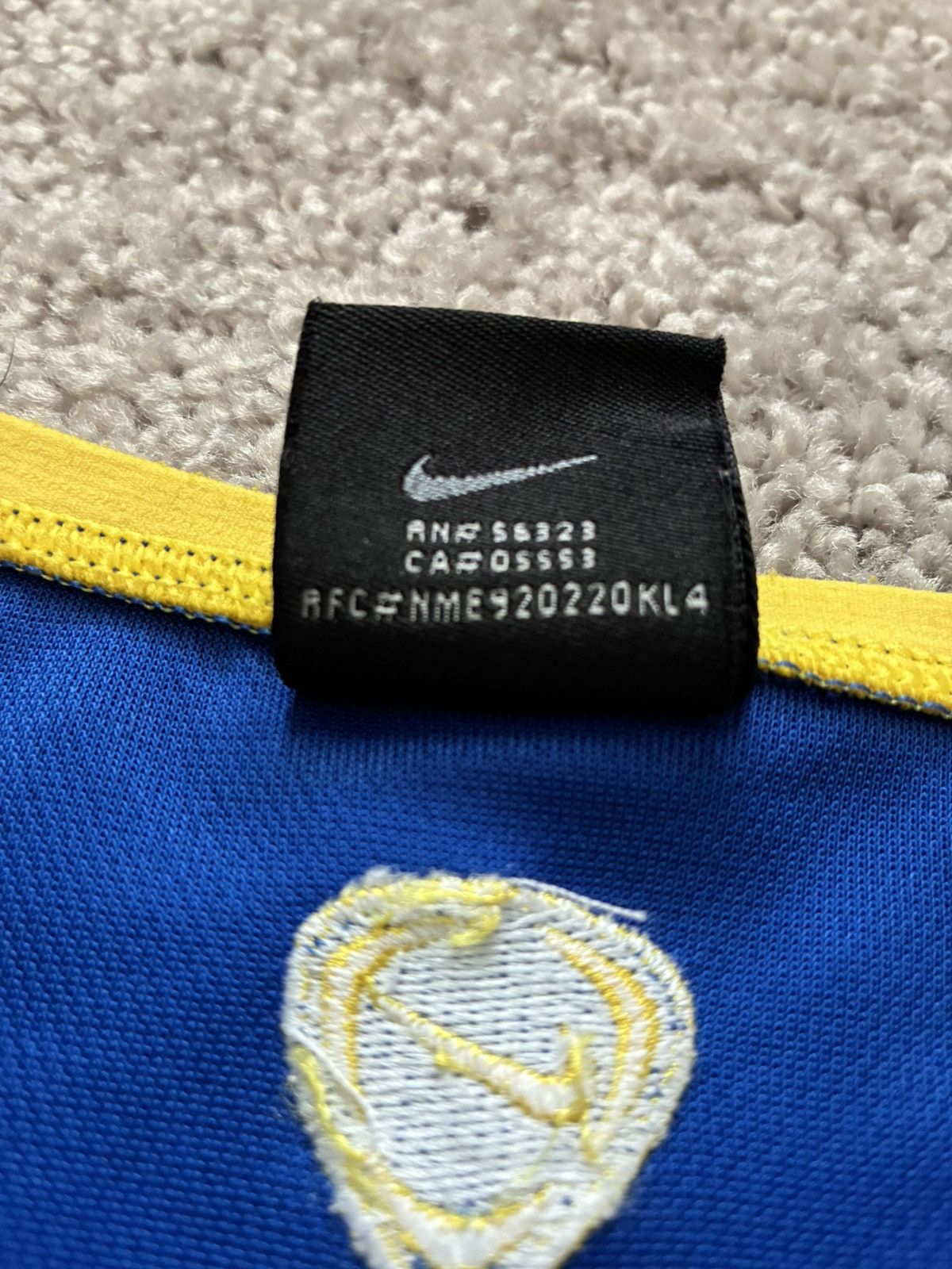 Nike 2002/2003 Boca Jrs Training Kit L/S Size US L / EU 52-54 / 3 - 5 Thumbnail