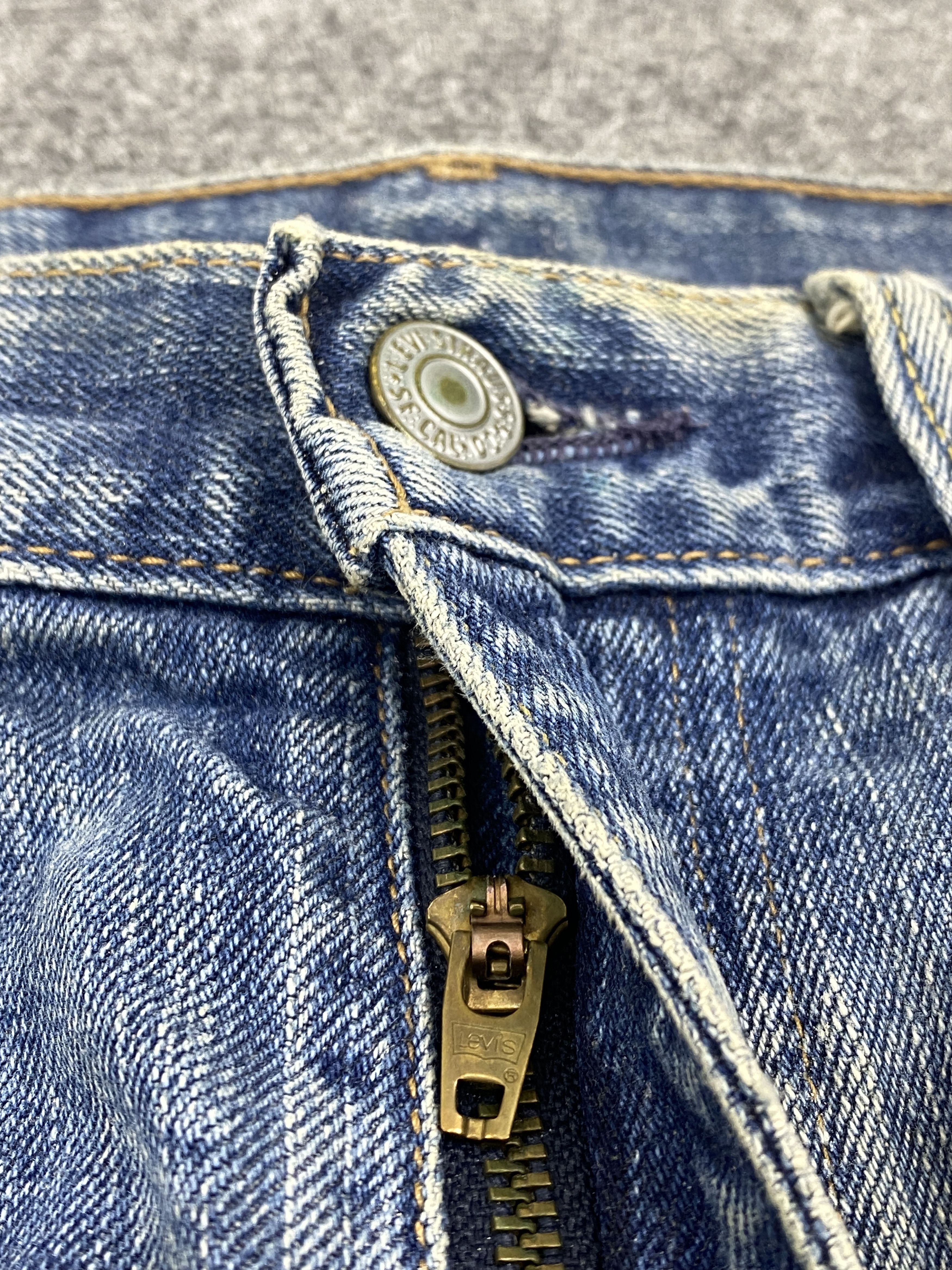 Levi's Vintage Levis 533 Faded Blue Jeans DP2823 Size US 30 / EU 46 - 14 Thumbnail