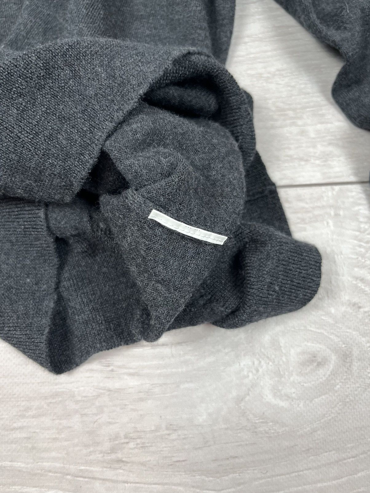 Vivienne Westwood Vivienne Westwood 100% Wool Grey Logo Sweater Size US L / EU 52-54 / 3 - 10 Thumbnail