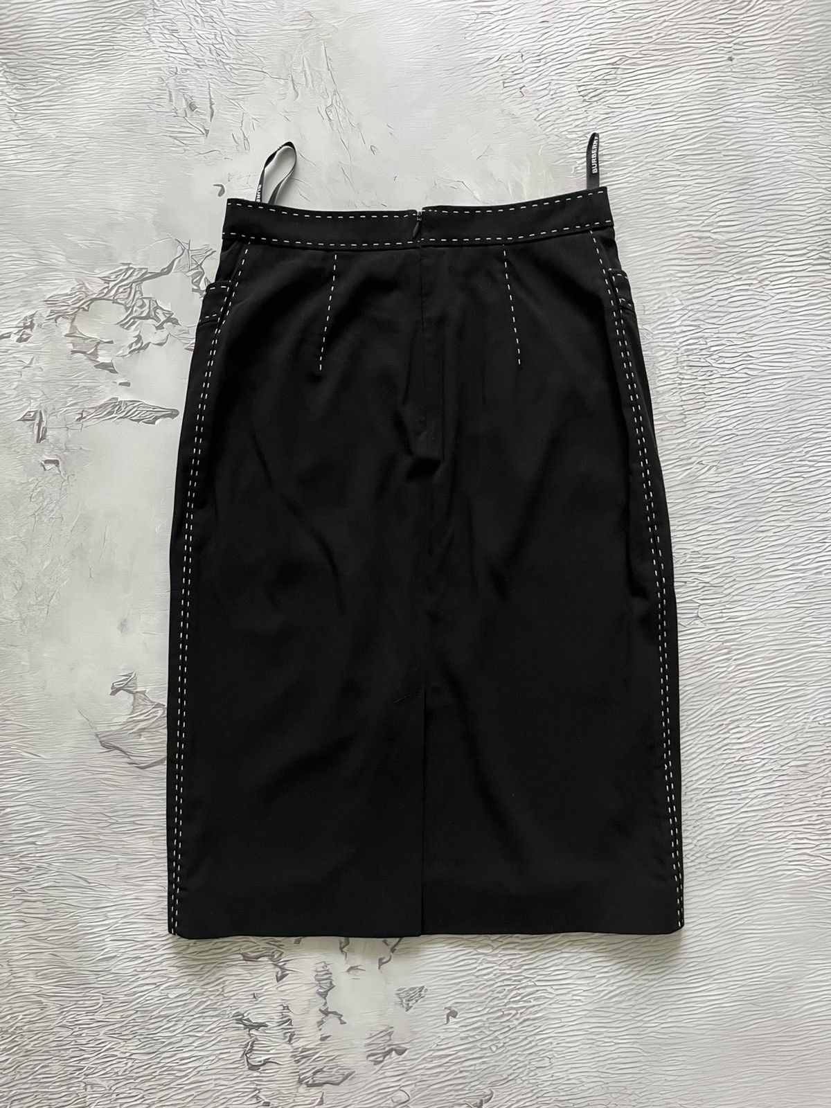 Burberry Burberry London England Luxury Black Skirt Size 26" / US 2 / IT 38 - 3 Thumbnail