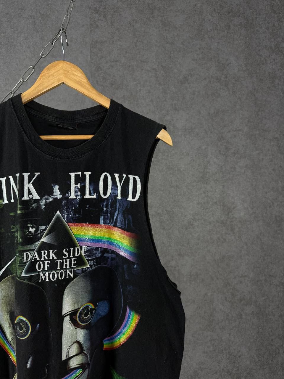 Pink Floyd Pink Floyd overprinted rock band tank top Size US L / EU 52-54 / 3 - 3 Thumbnail