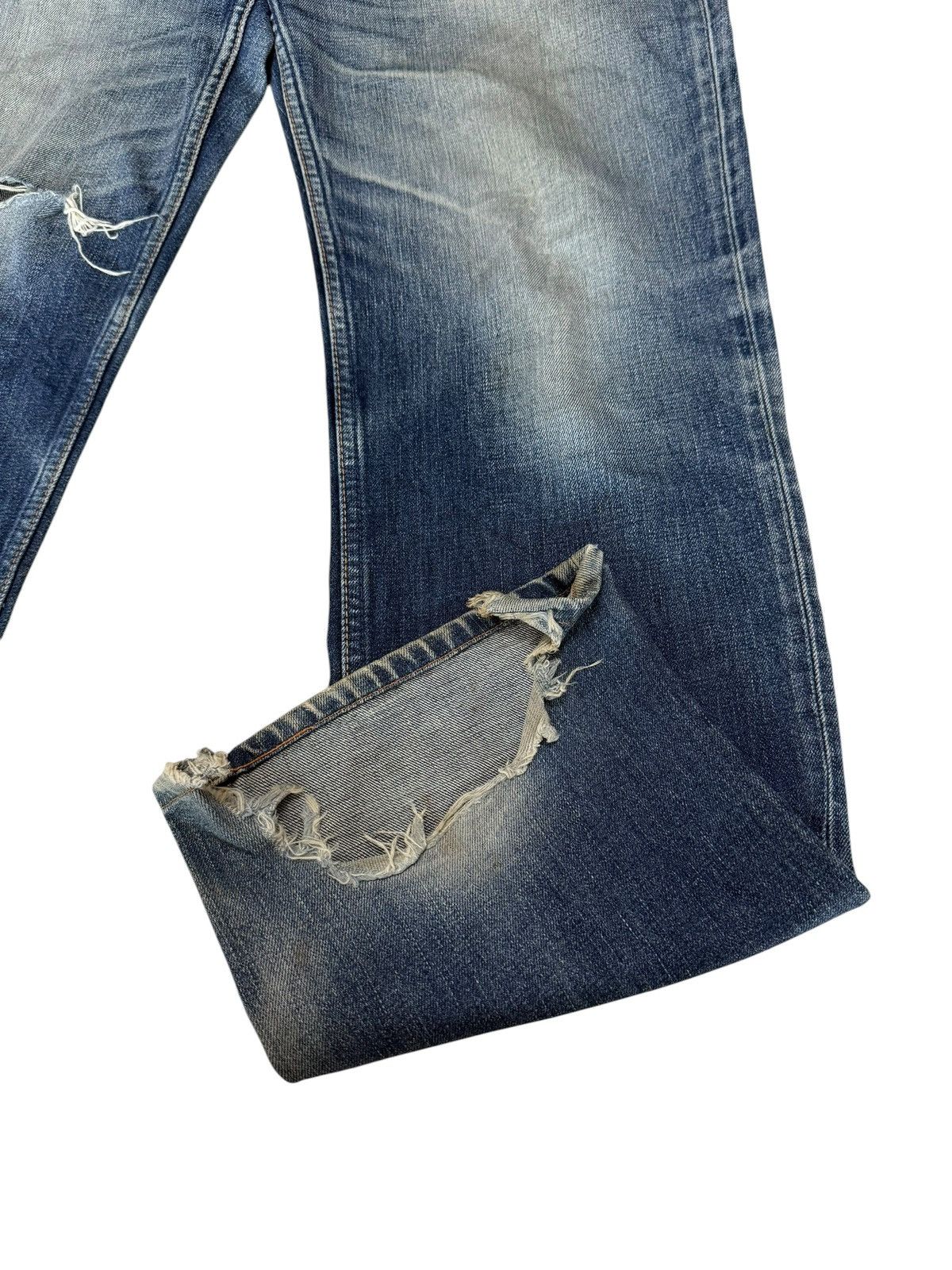 Levi's Vintage Clothing Vintage Levi’s Lot 502 Distressed Nice Design Denim Jeans Size US 32 / EU 48 - 8 Thumbnail