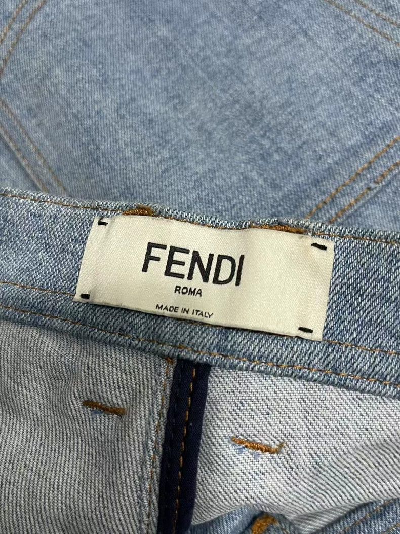 Fendi Fendi Decorative Denim Pants with Artistry Size 28" / US 6 / IT 42 - 7 Thumbnail