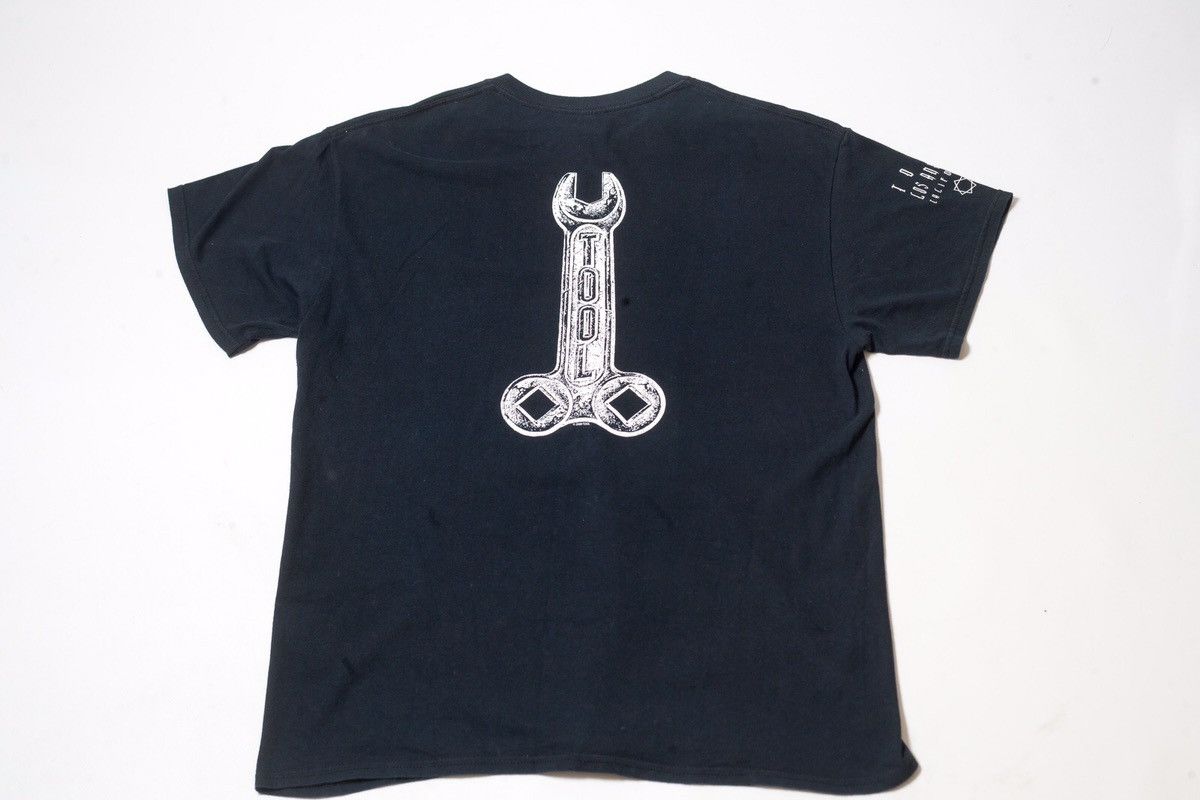 Other Tool band shirt Size US L / EU 52-54 / 3 - 10 Thumbnail