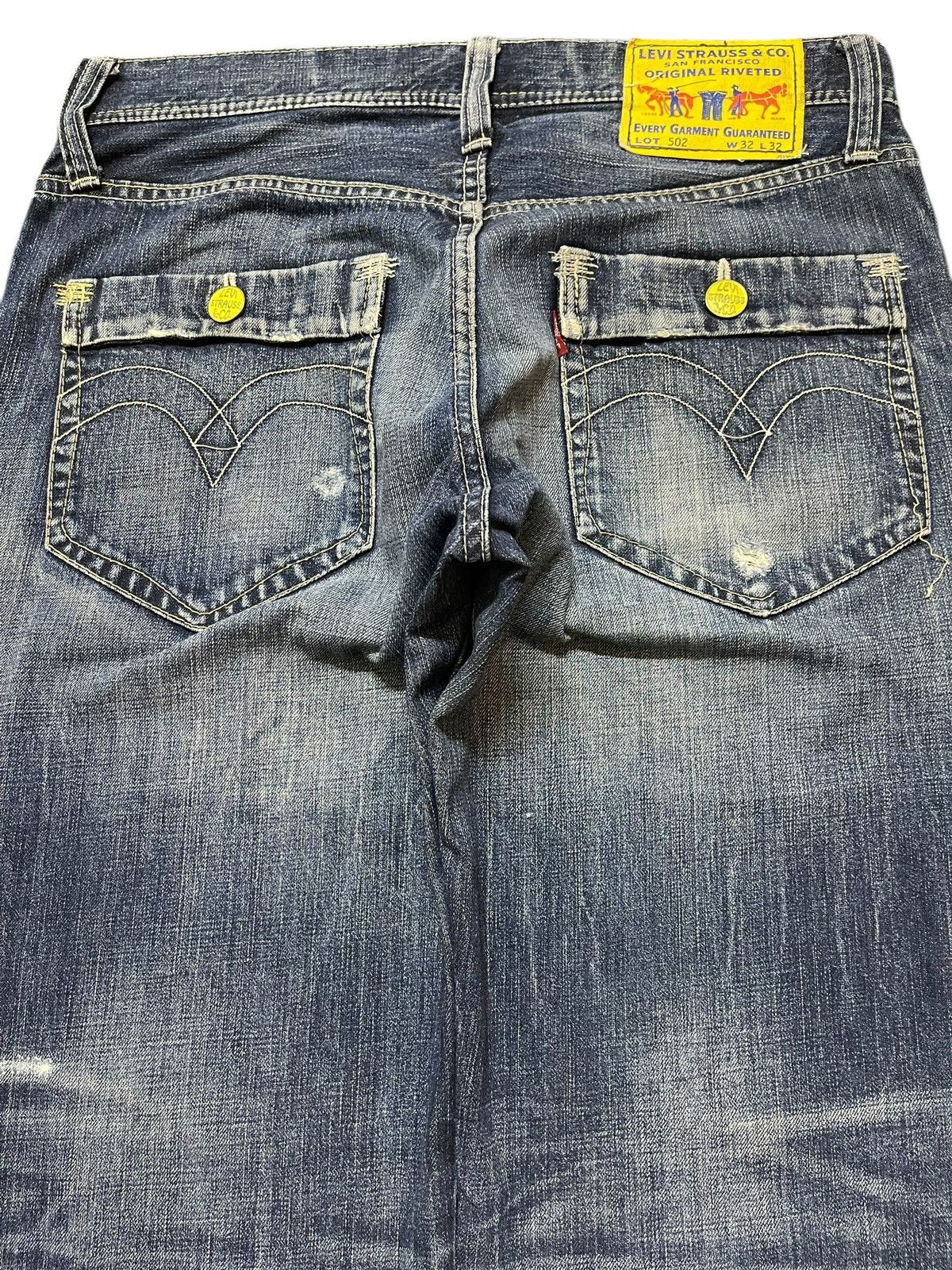 Levi's Vintage 90s Levis 502 Faded Wash Distress Style Loose Jeans Size US 32 / EU 48 - 5 Thumbnail